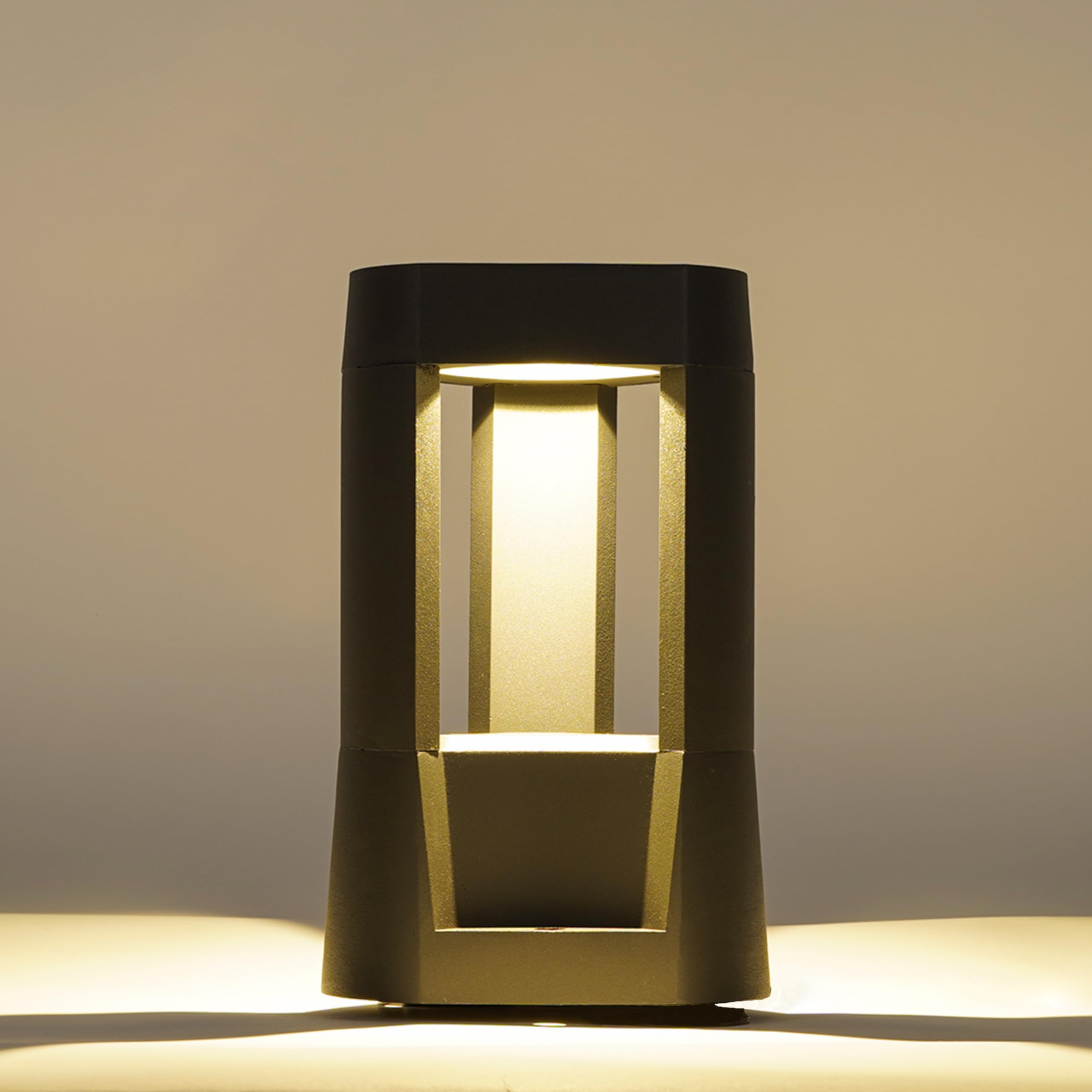 Kapoor E-ILLUMINATIONS Hallam Aluminium Small Outdoor Gate Light-image-29