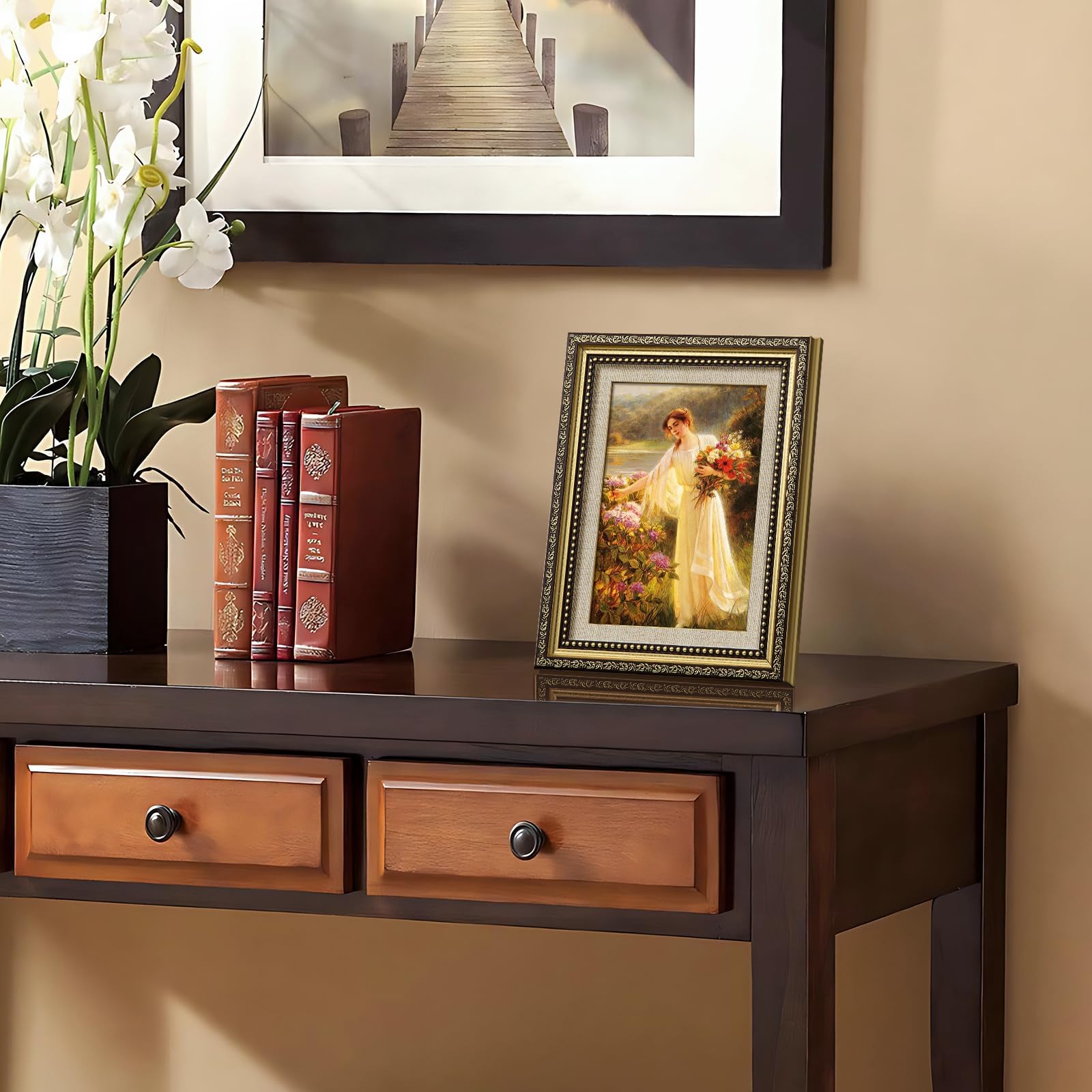 HappyHapi 5x7 Picture Frame, Vintage Picture Frames for Wall or Tabletop Display, Gold Photo Frame for Wall DécorRetro Home Decor, 1 Pack