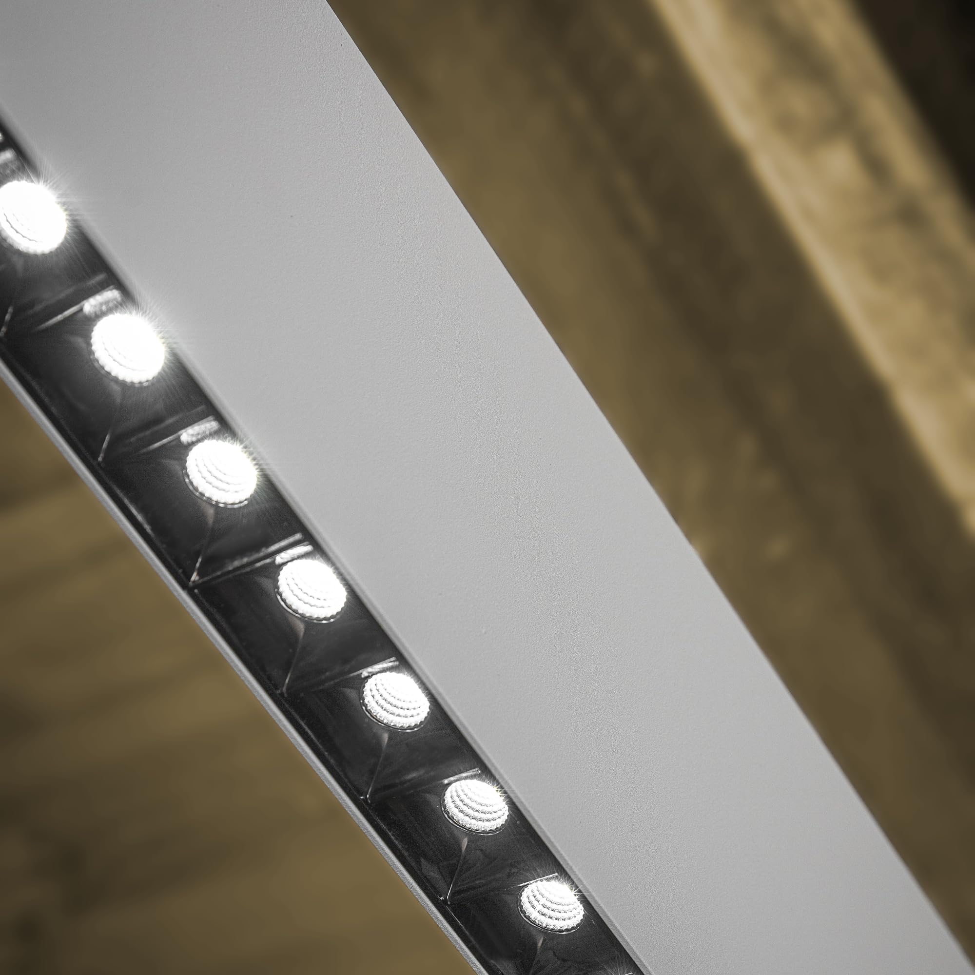 GTV LED Pendelleuchte VILANA, Up Downlight Funktion, Blendfrei UGR19, 42W (30W12W), 3780lm, 4000K Neutralweiß, 120 cm, Aluminium, Ideal für Büro Wohnraum, Weiß