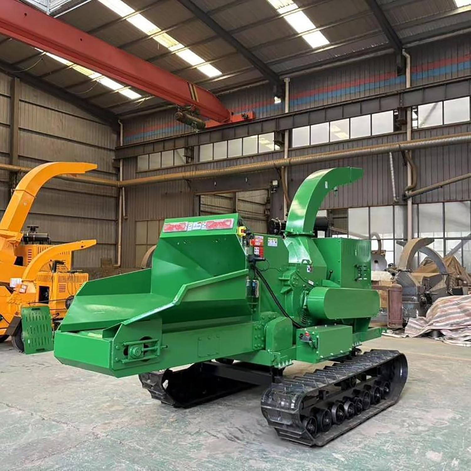 12 inch Tracked Wood Chipper Shredder – Heavy Duty Rough Terrain Shredder for Branches Logs, Wood Chipping Tool for Forestry Teams Sloped Orchards & Landscapers, Professional Wood Shredder Machine
