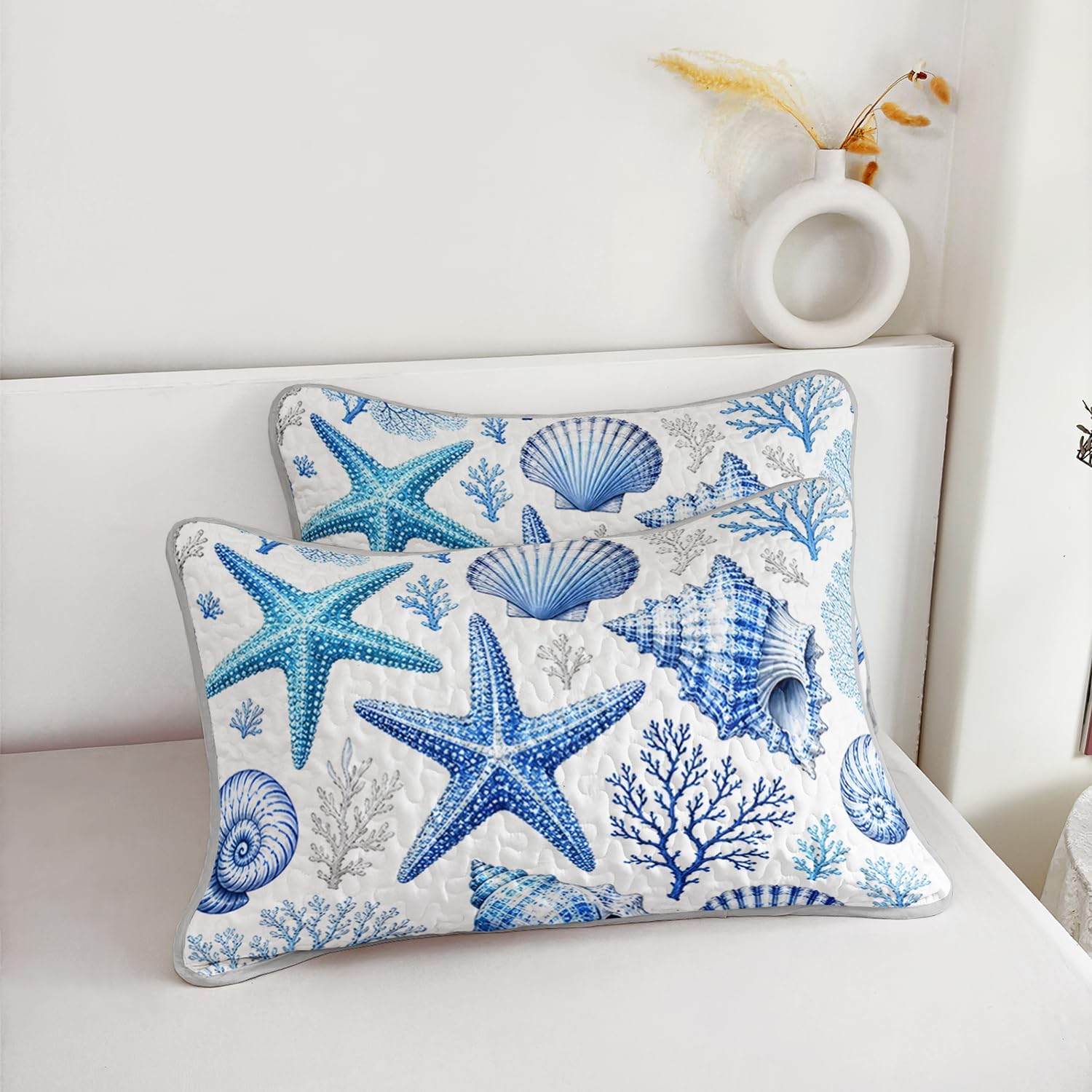 HOSIMA Blue Ocean Quilt King Size,Starfish Seashell Coral Print Coastal Nautical Summer Bedspread,Beach Themed Lightweight Quilt Coastal Bedding for Bedroom Decor with 2 Pillowcases.