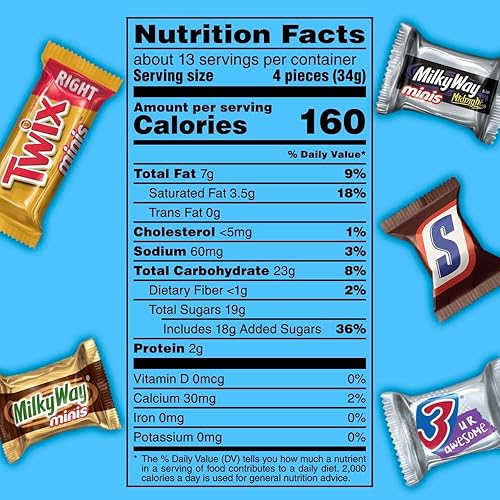 Miniatura 7 de 50 unidades de caramelos de chocolate de Halloween  SNICKERS, TWIX, 3 MUSKETEERS, MILKY WAY & MILKY WAY Midnight Minis, bolsa de 16.0 onzas