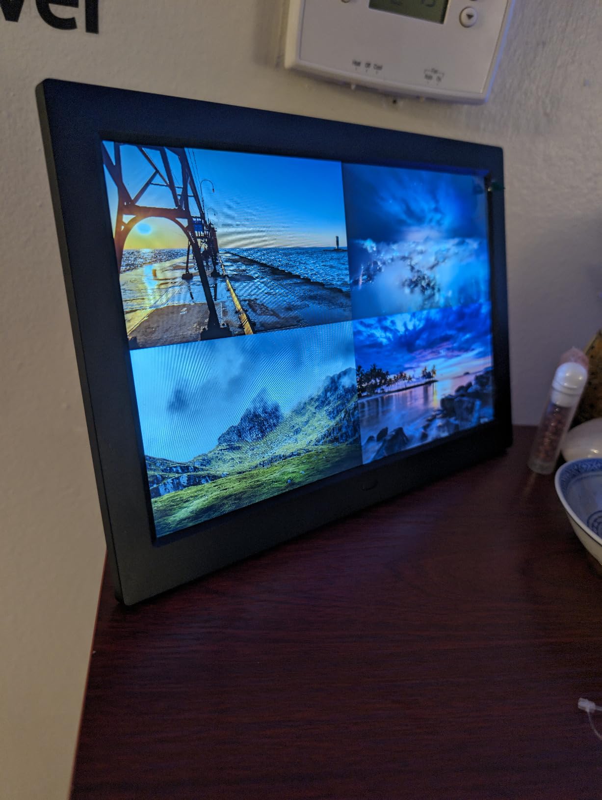 Yamemo Digital Picture Frame 10.1 inch Digital Photo Frame