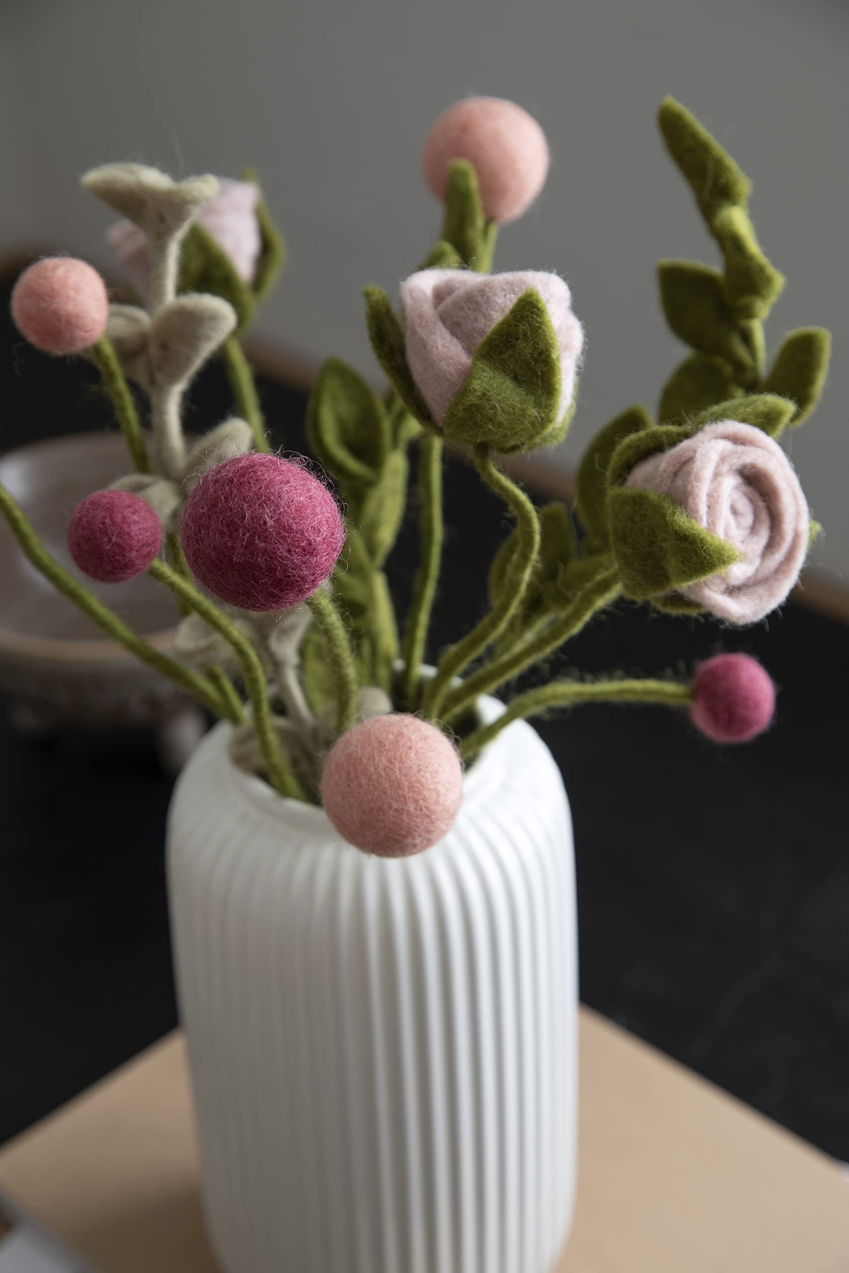 Én Gry & Sif - Filzblumen Strauß Blumen aus Filz - Blumenstrauß - Fair Trade - handgemacht (Rosenrot)