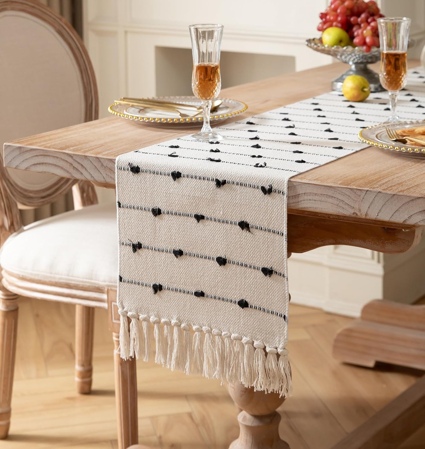 ALSTONIA 100% Cotton Handmade Table Runner – 14x72 Inch, Heat Resistant With Tassels, Green & White, For 6-Seater Table