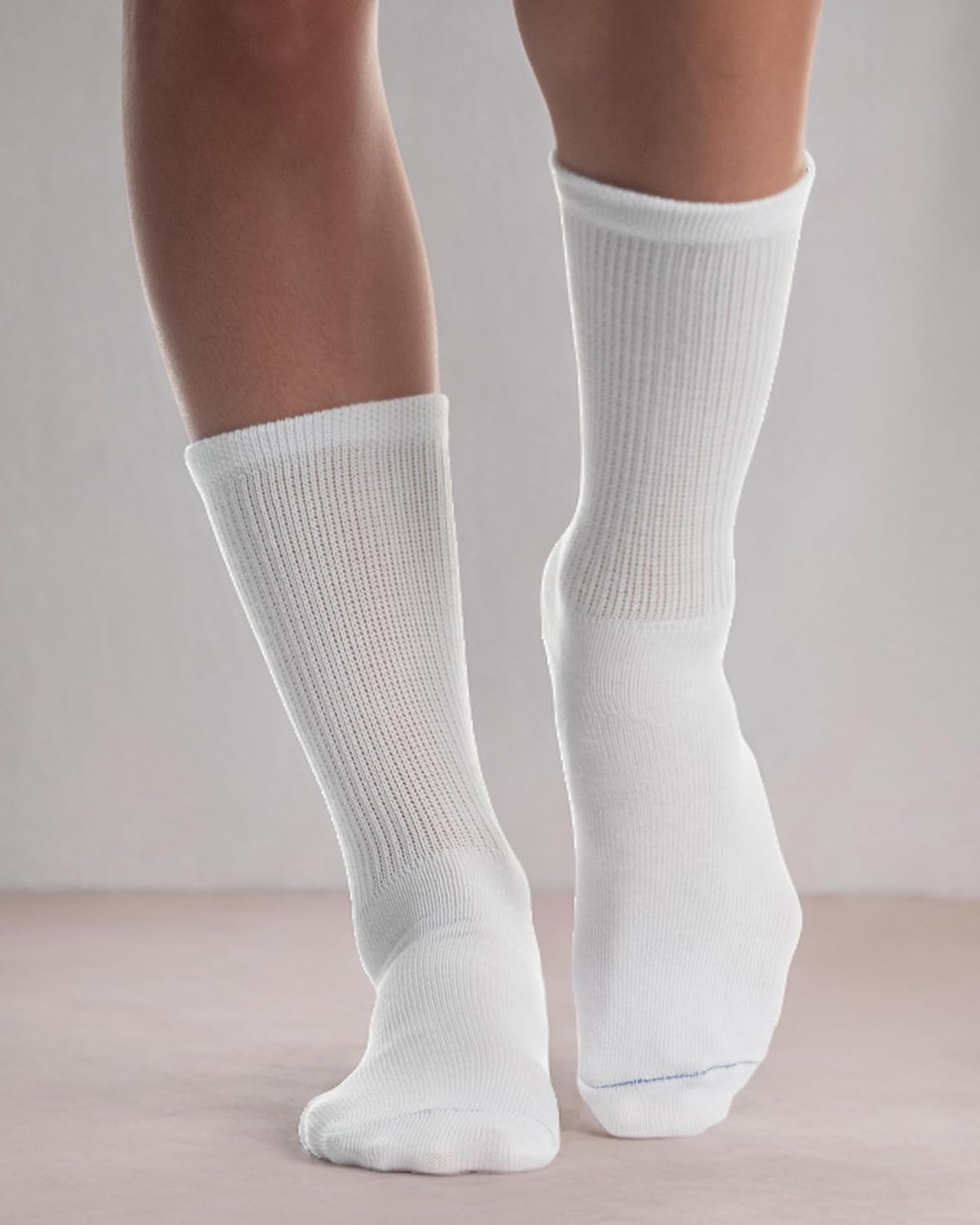 Dr. Scholl's mens Diabetes & Circulator Socks - 4 & 6 Pair Packs - Non-binding Moisture Management - Image 8