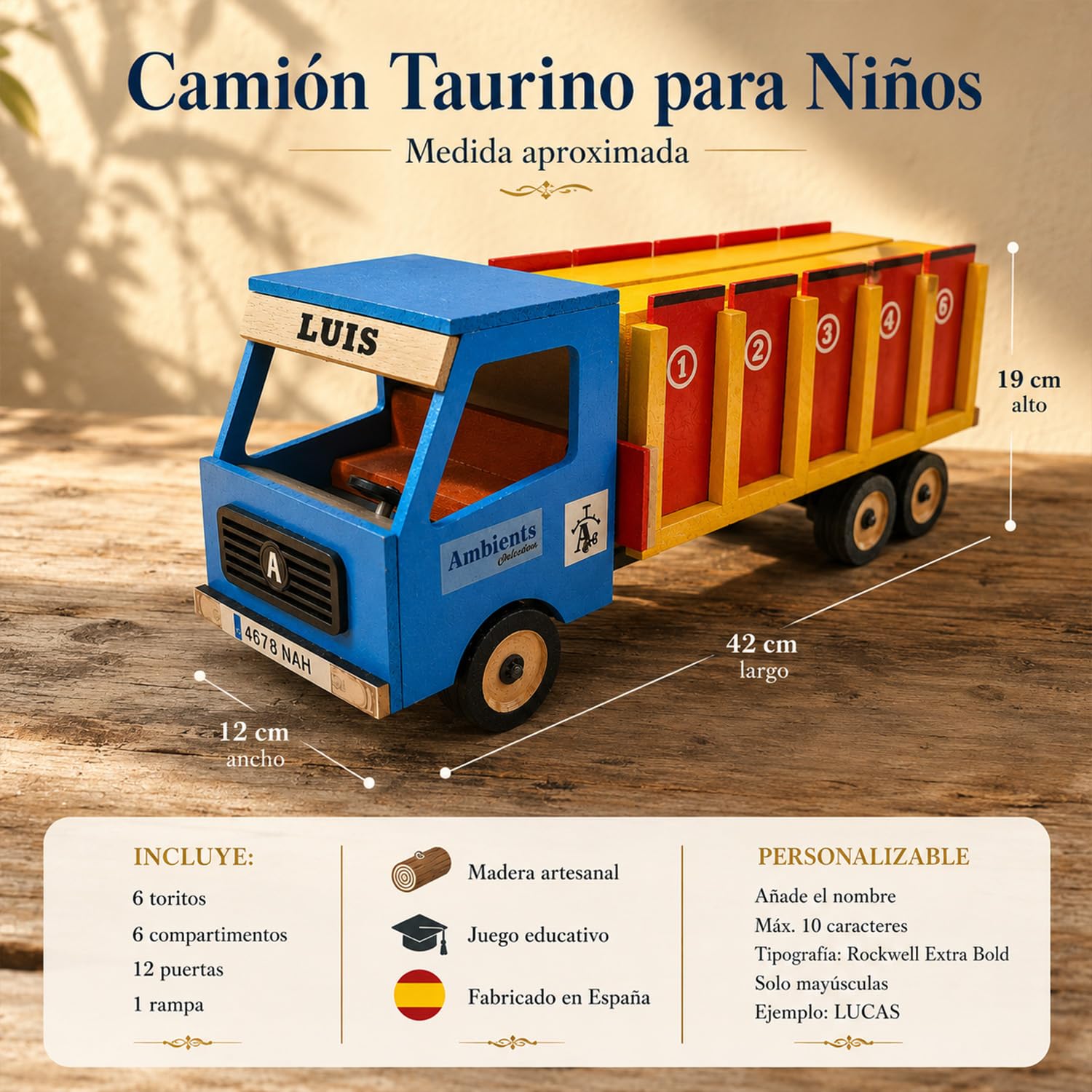 Camión de Toros Juguete Personalizable con 6 Toritos, Cajón con Compartimentos, 12 Puertas y Rampa, Madera Sostenible, Regalo Taurino para Niños, 42 x 12 x 19 cm