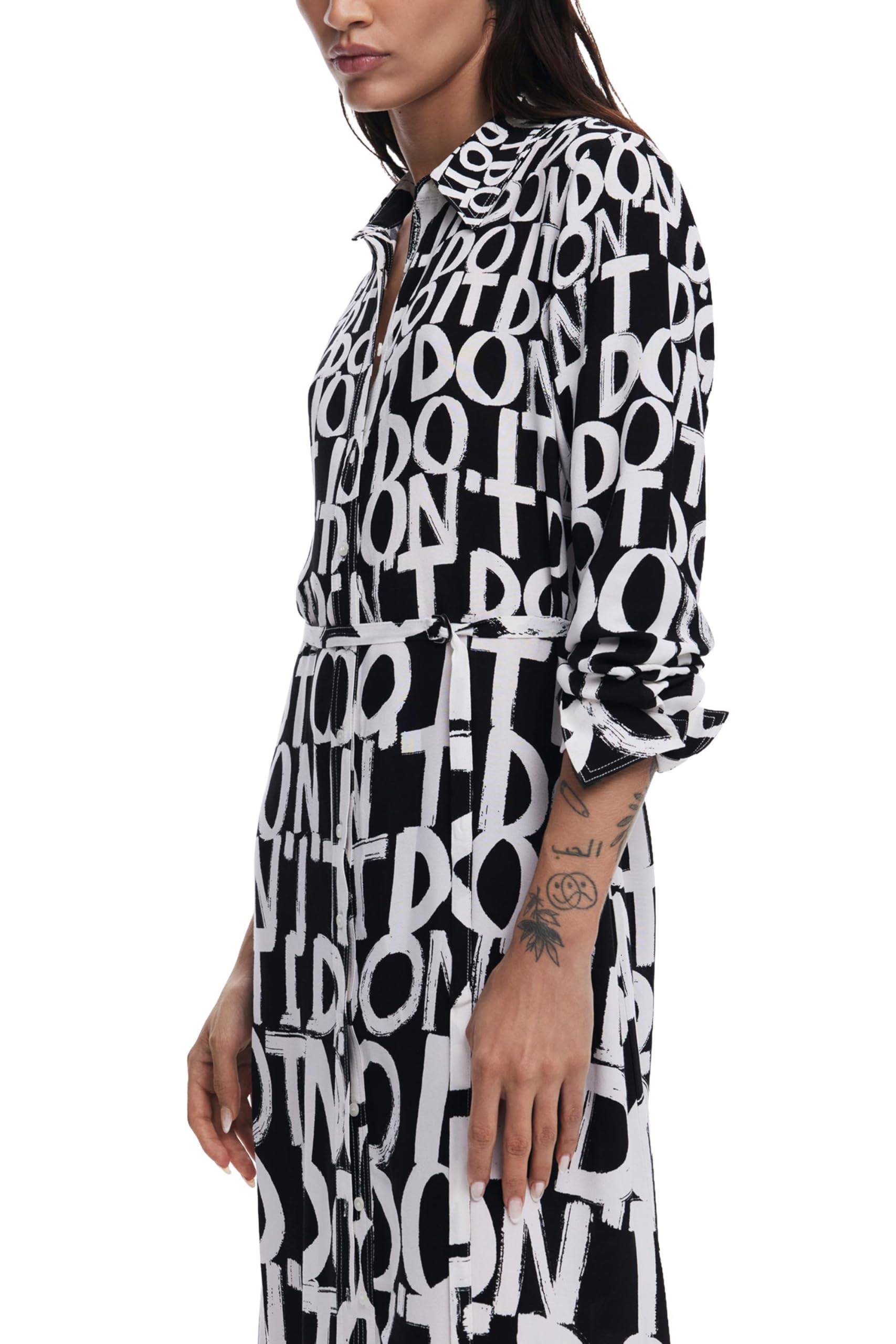 Desigual Tripoli Midi Monochrome Shirt Dress with Writing 25SWVW40 Black