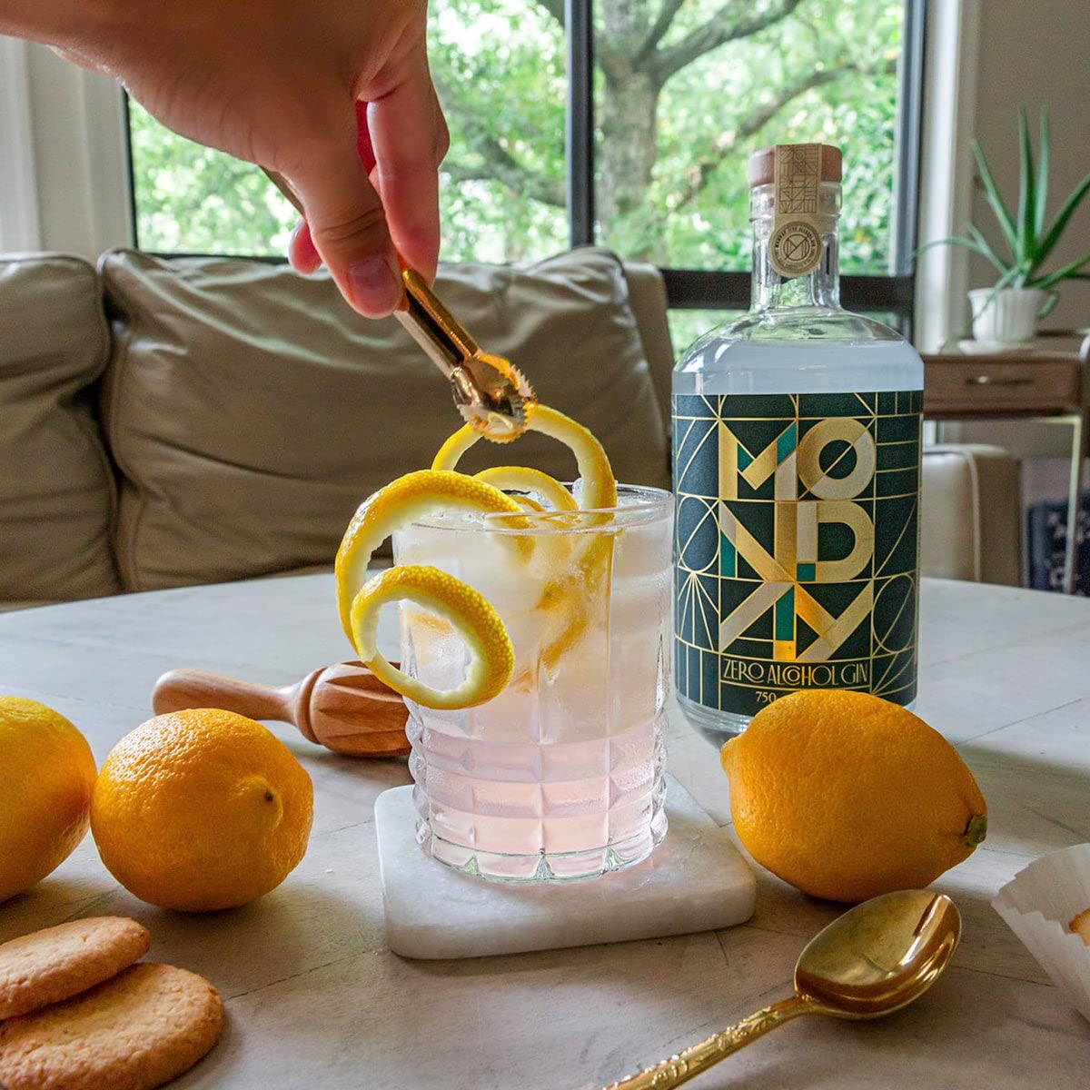 MONDAY Zero Alcohol Gin Cocktail Kit featuring FeverTree Club Soda