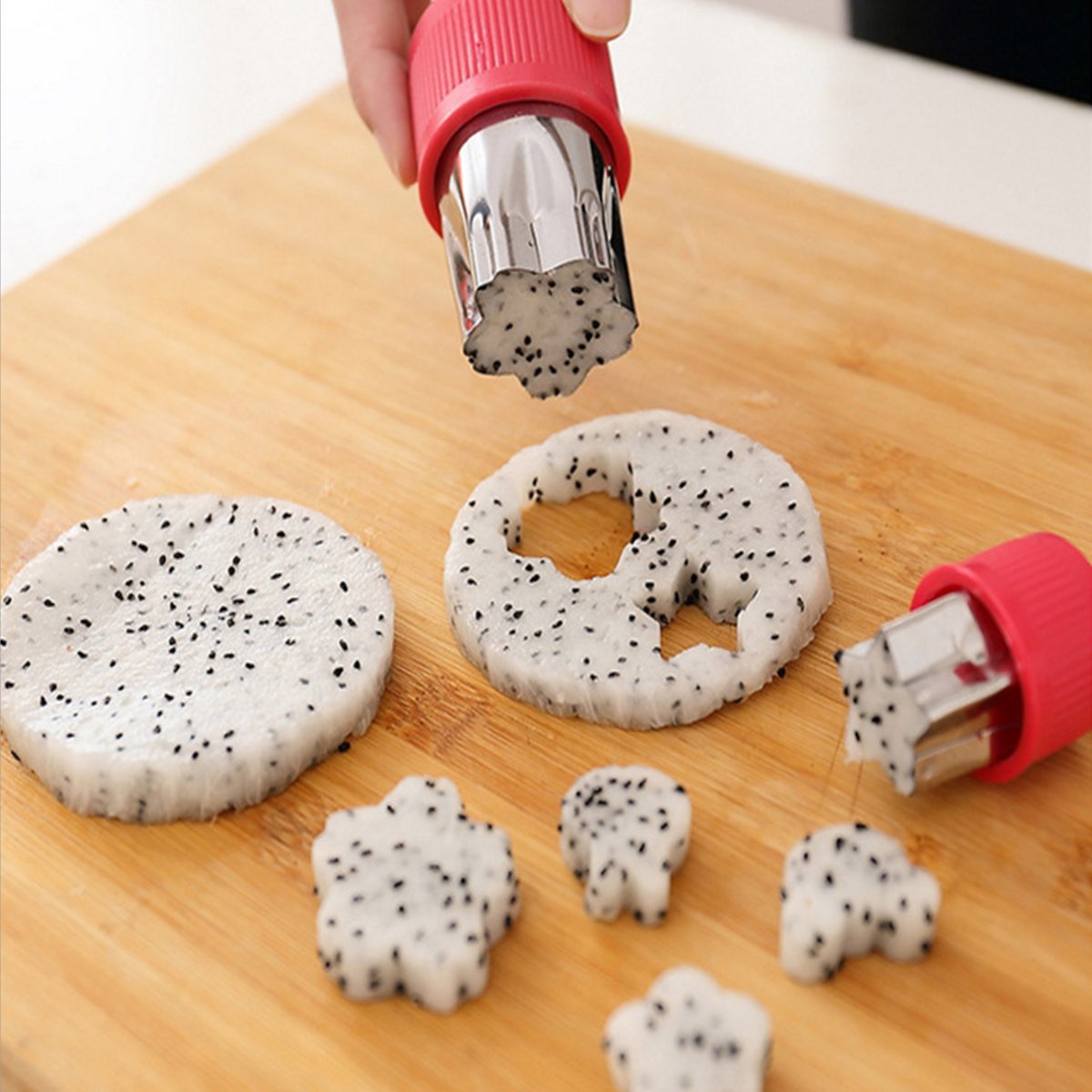 抜き型 DIYお弁当 果物カッター 製菓 おせち料理　クッキー型 抜き型 DIYお弁当 果物カッター 製菓 おせち料理 クッキー型