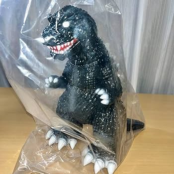 Amazon.co.jp: 2001 安楽安作 メディコムトイ GMK 怪獣総攻撃