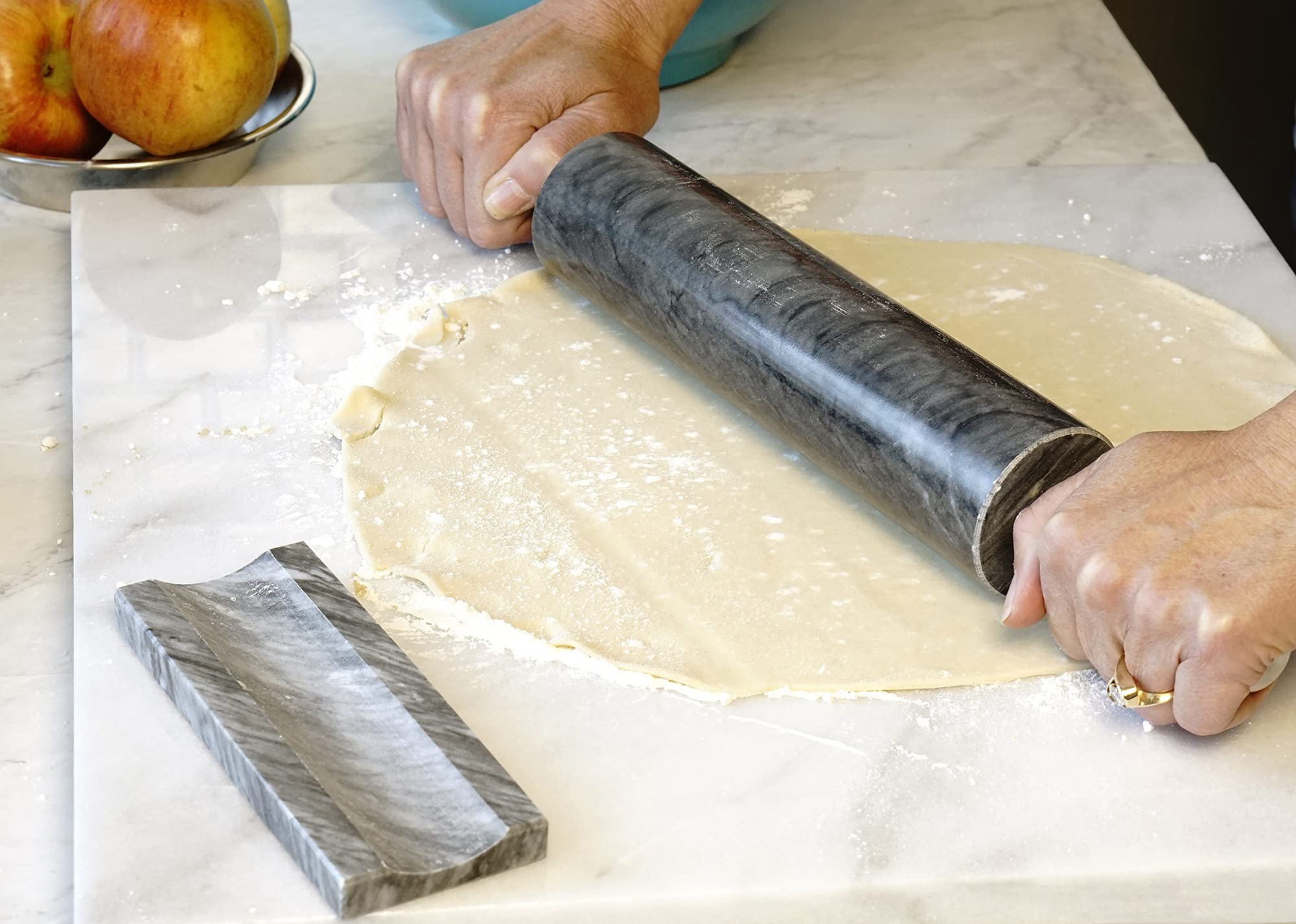 RSVP International Rodillo de mármol gris para hornear y soporte, 10 pulgadas | diseñado para mantener la masa de pastelería fría | fondant, corteza de pasteles, galletas, pasteles, pasta, masa de pizza, galletas