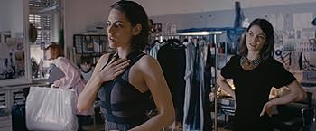 廃盤】映画「パーソナル・ショッパー('16仏)」DVD Amazon.co.jp