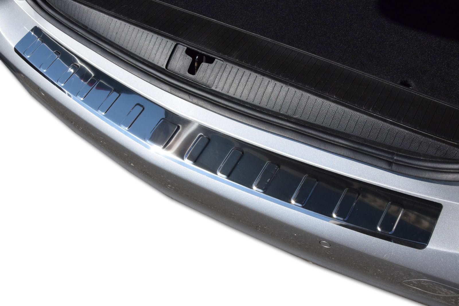 J&J AUTOMOTIVE Protezione Paraurti Posteriore per Opel Zafira C Tourer 2012-2019, su Misura, Salvabordo di Carico Antigraffio, Cromata
