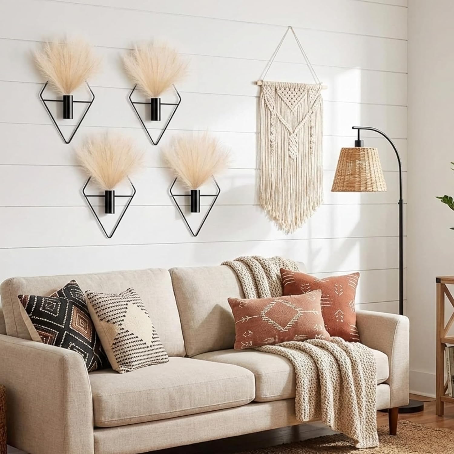 Jexine 4 Pcs Plant Wall Decor Diamond Shape Hanging Planters with Artificial Plants Geometric Wall Decor Metal Hanging Vase Indoor Holder for Living Room Bathroom Home(Pampas)