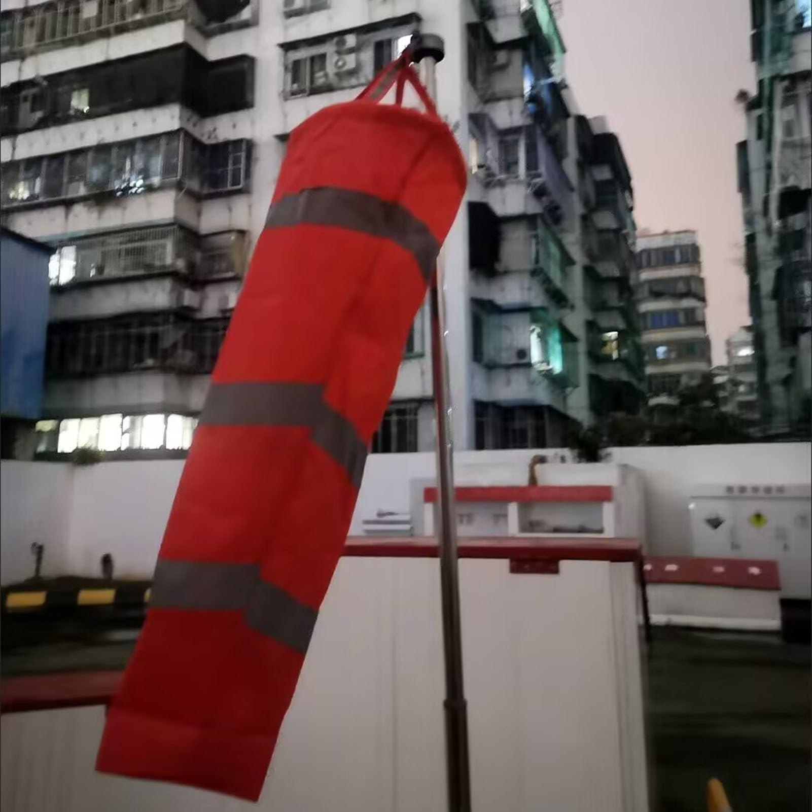 Reflektierender Windsack mit Stange, industrielle Windrichtungsanzeige für Dach und Flughäfen, hohe Sichtbarkeit Windfahne für Wetterüberwachung