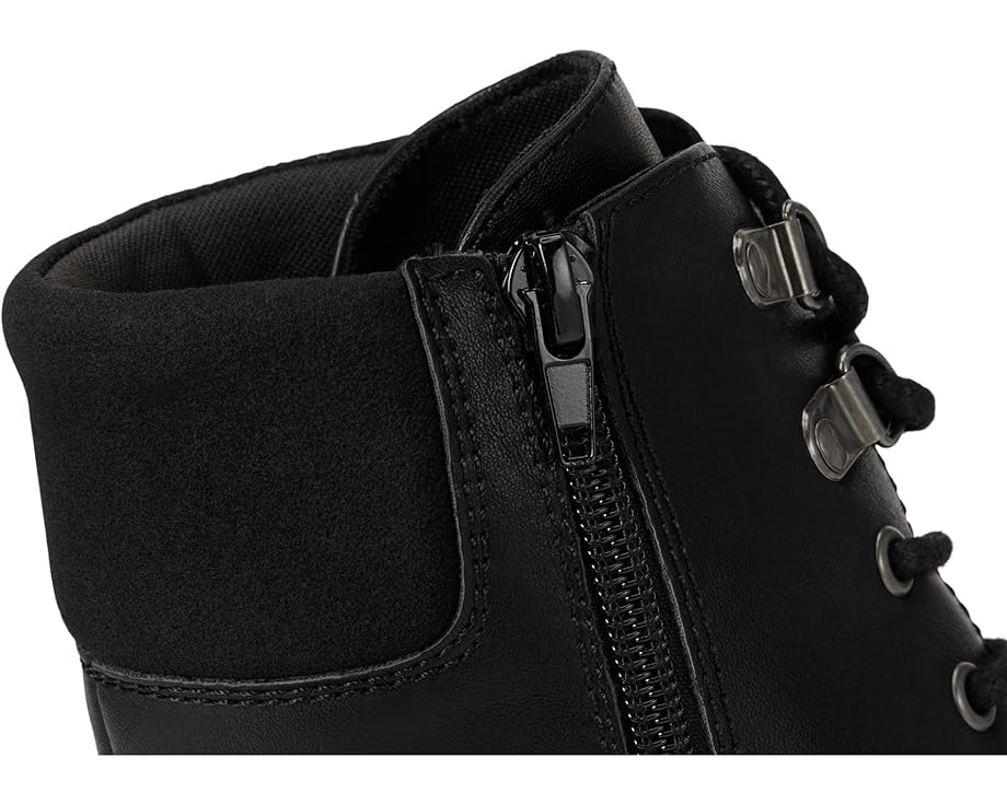 Rocket Dog Danie - Right View