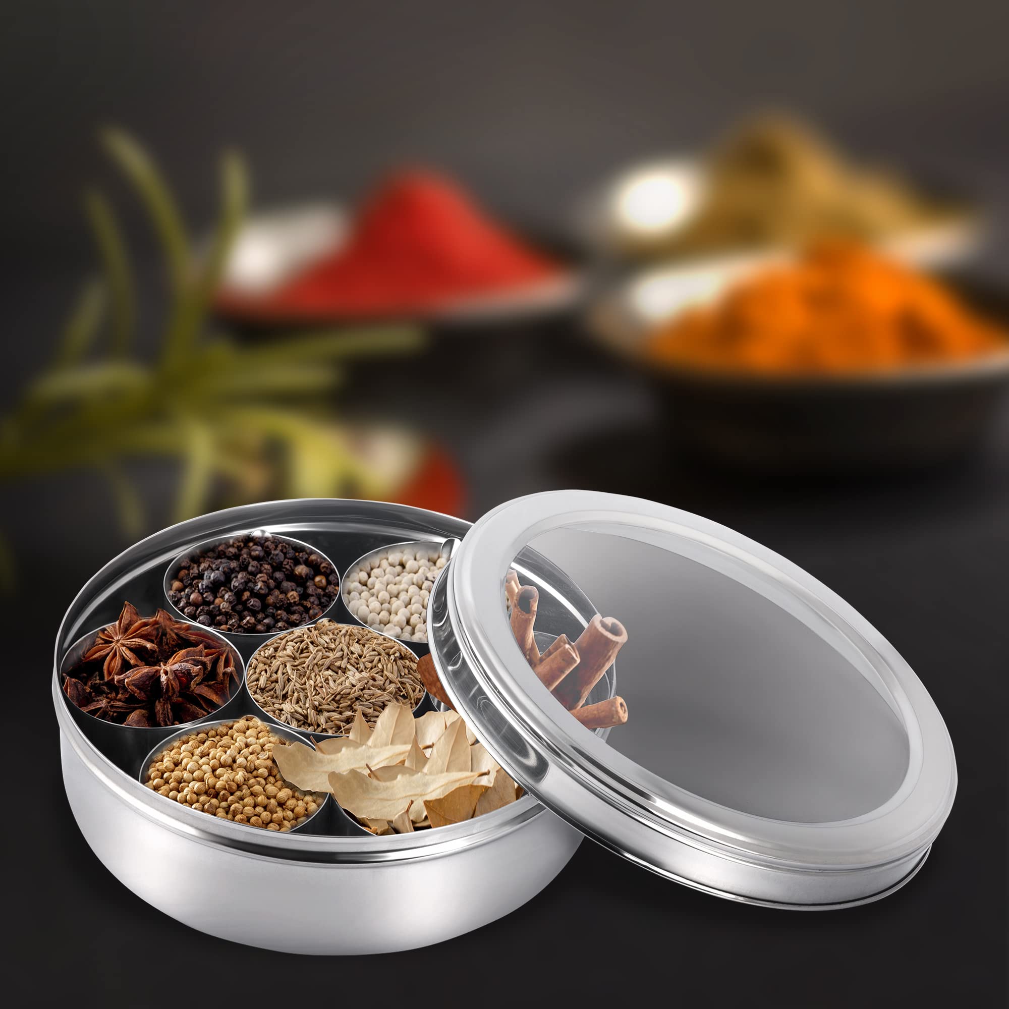 Portaspezie In Ottone Masala Dabba 8 Pollici – 7 Vasetti Rimovibili + Cucchiaio, Rotondo Con Coperchio Decorato, Per Cucina Indiana Ed Erbe