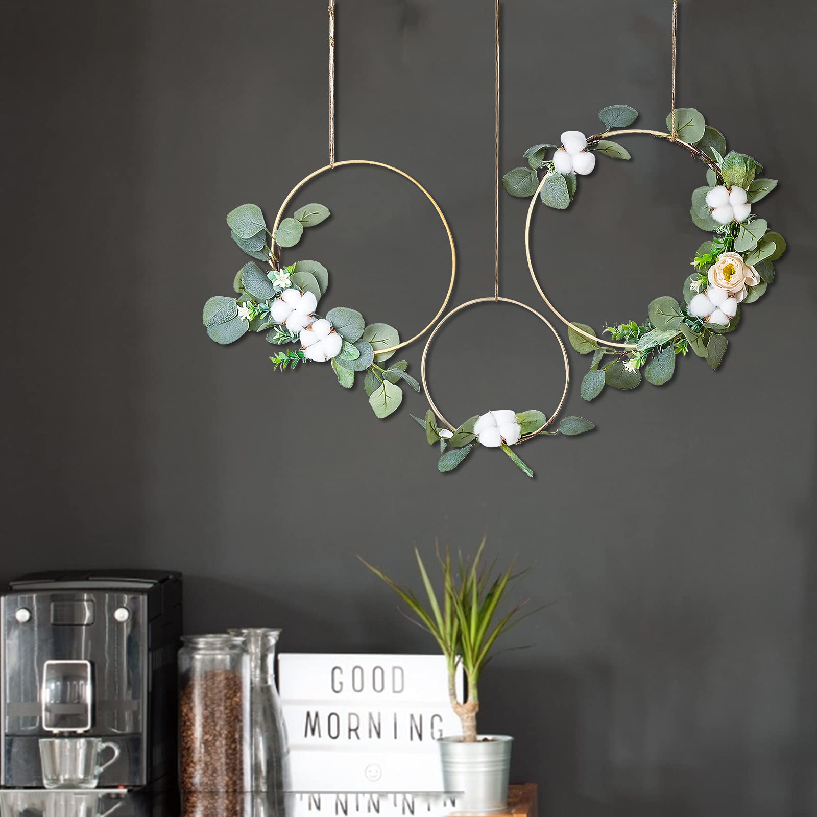 Eukalyptus Kranz Deko Kranz 3er Set Künstliche Blume Hängende Dekoration Runder Bambus Wandkranz für Geburtstag Hochzeit Party Wohnaccessoires Deko Hängend