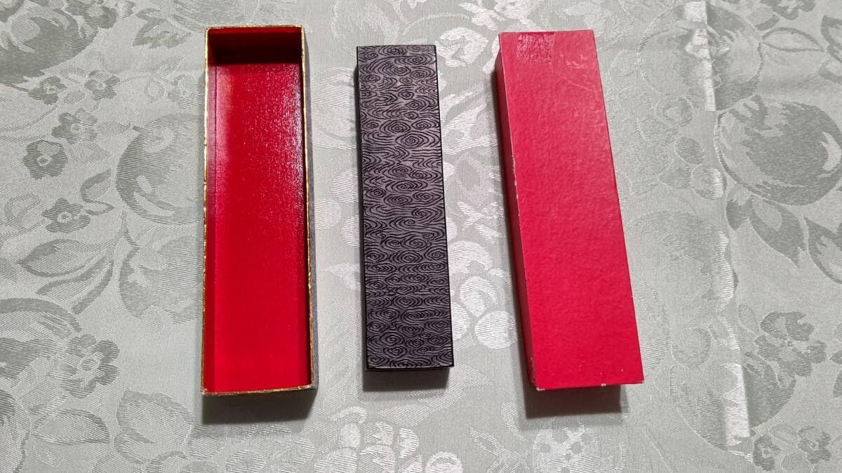 中国墨 古墨 中古 使用有】中国墨 古墨 指揮如意 68g 油煙102 上海墨厂 箱