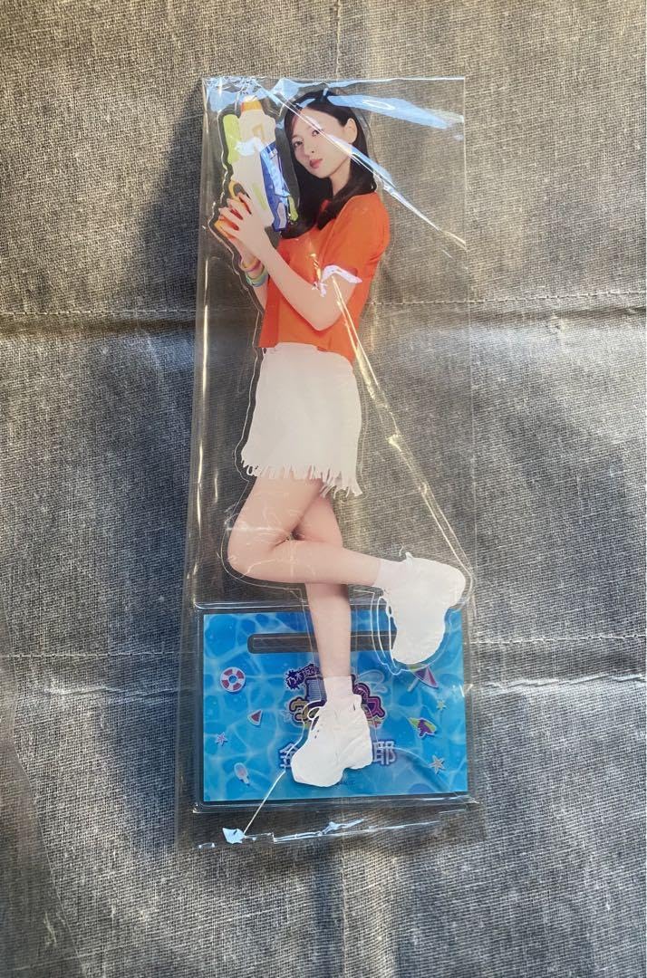未開封〉乃木坂46 金川紗耶 BIGアクリルスタンド 真夏の全国
