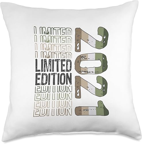Miniatura 1 de Limited Edition Vintage 2021 Retro Birthday Throw Pillow