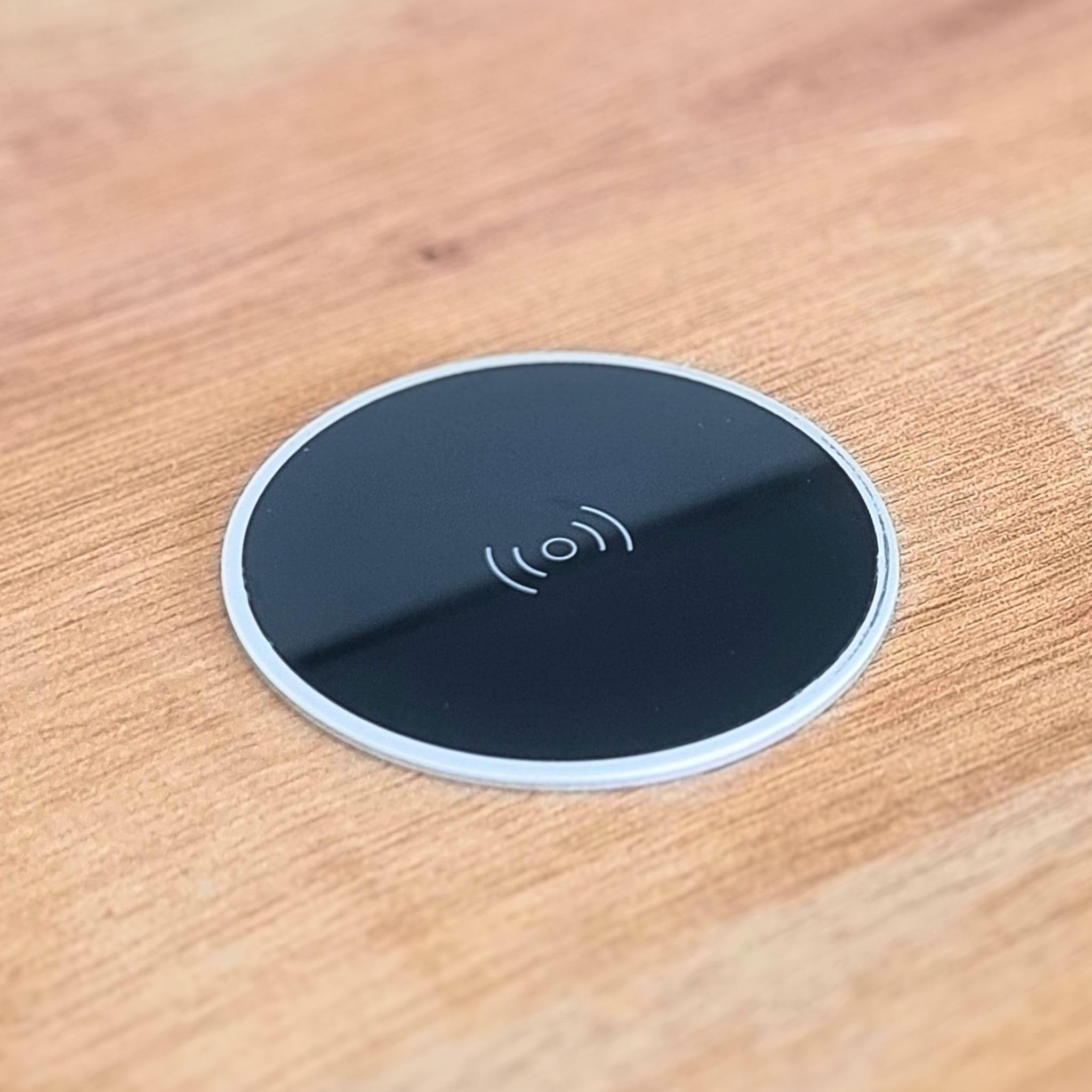 kalb | 15W Einbau drahtlos Ladegerät USB-C Ø 60mm Schnell Ladestation für Smartphones Möbel Induktion Schnellladegerät Wireless Charger Kabelloses Ladegerät