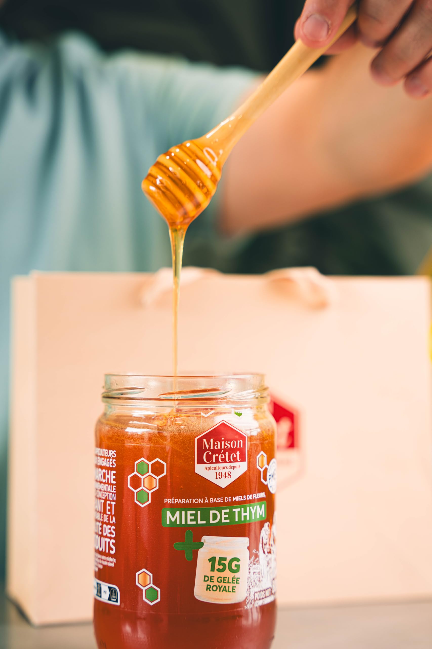 Maison Crétet |Miel de thym et Gelée Royale | 16 g de gelée royale dans ce pot | Récolté dans les garrigues préservées | préparation en pot verre |grand format économique |800g