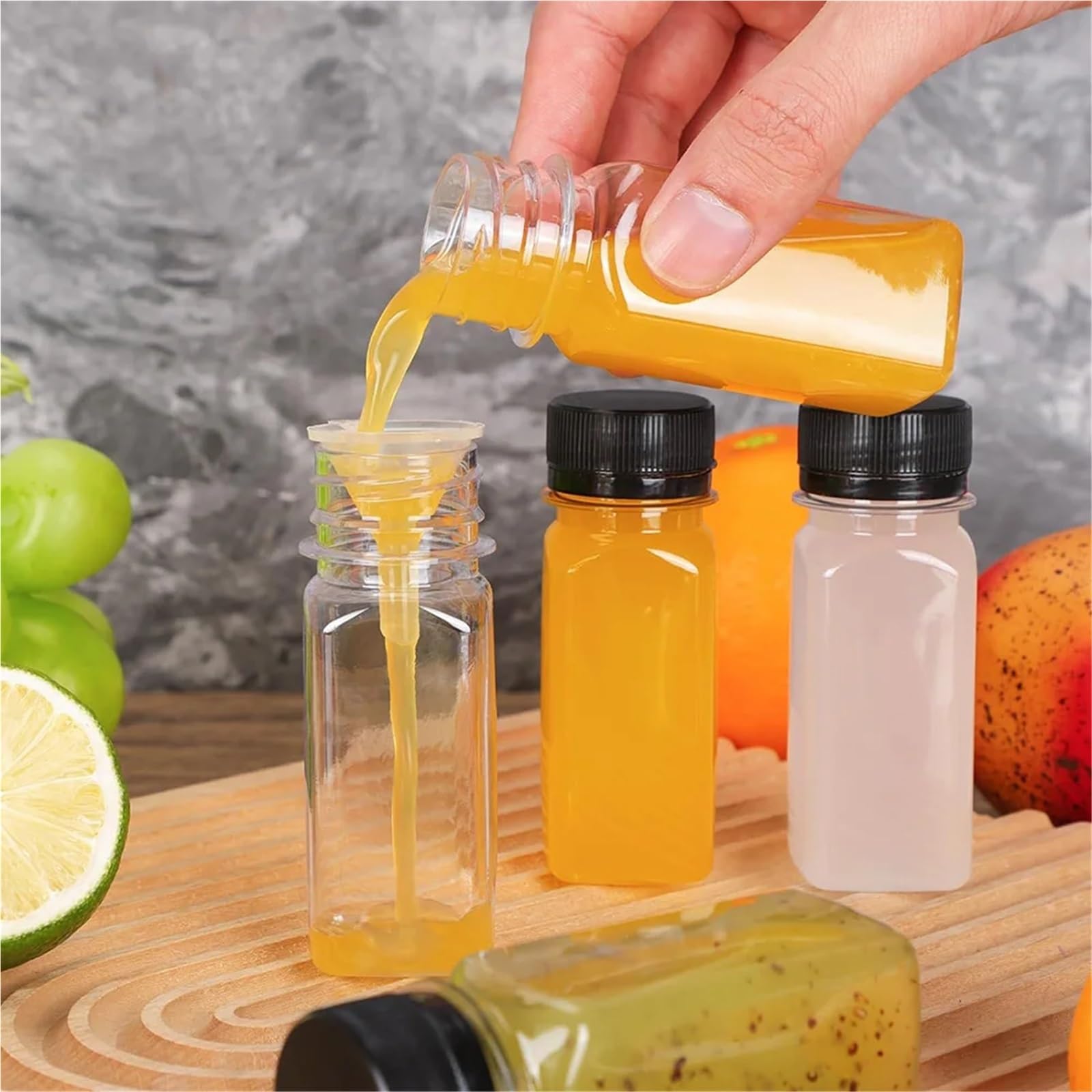 Bottiglie di Succo di Plastica 6/20/44/68 pezzi di bottigliette da 2 once con tappi, succo vuote for spremere, contenitori riutilizzabili for bevande a base latte(20PCS)