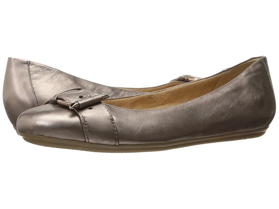 

Naturalizer Bayberry (Bronze Leather) Women's Flat Shoes