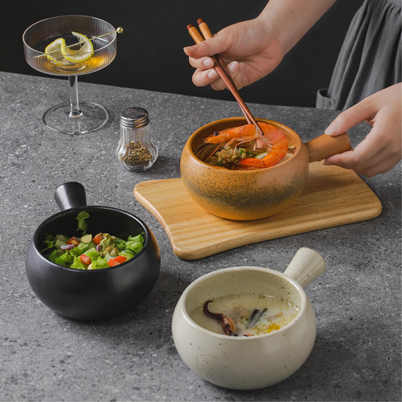 Bol à salade japonais en porcelaine grossière avec poignée en porcelaine - Orchidée grise