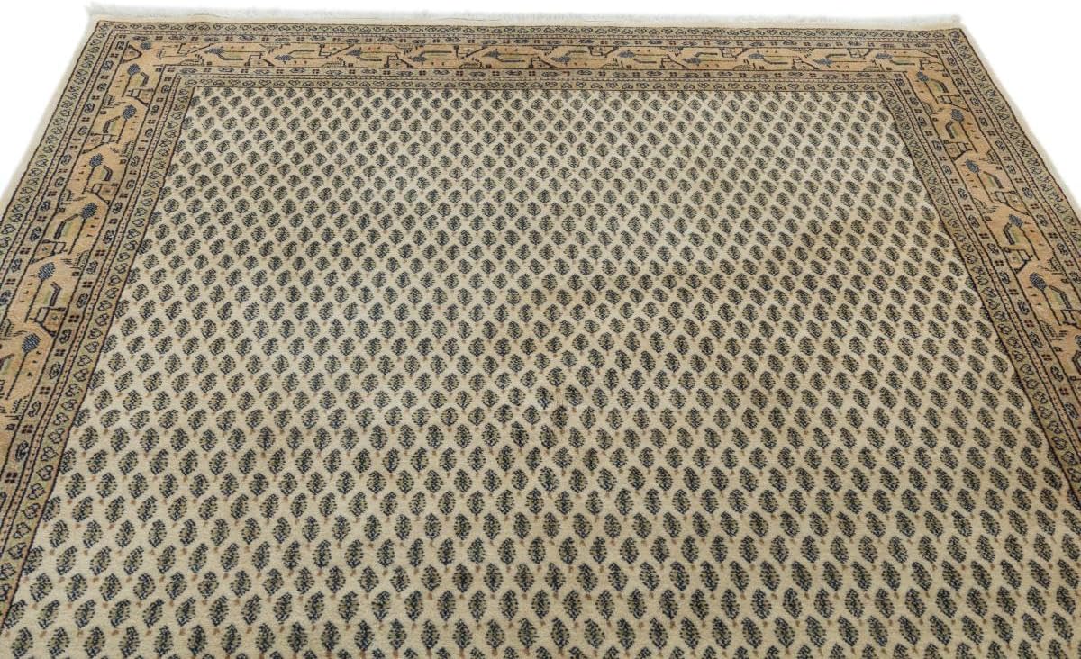 Handgeknüpfte Perserteppiche & Orientteppiche Wien (Österreich) | Hamburg (Deutschland) | New York | Los Angeles (USA), gratis Versand Europaweit nach Frankreich, Italien, Schweiz, Niederlande, Spanien, Schweden, Belgien, Österreich, Norwegen, Dänemark, Polen, Irland, Finnland, Portugal, Tschechien, Griechenland, Ungarn, Rumänien