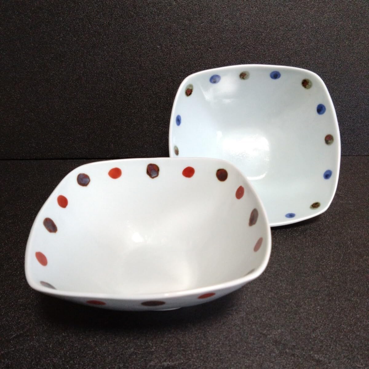 新品 有田焼 サラダボウル2個 角深鉢　料亭　懐石料理　レストラン　お祝い 有田焼 サラダボウル2個 角深鉢 新生活 テーブルコーディネート