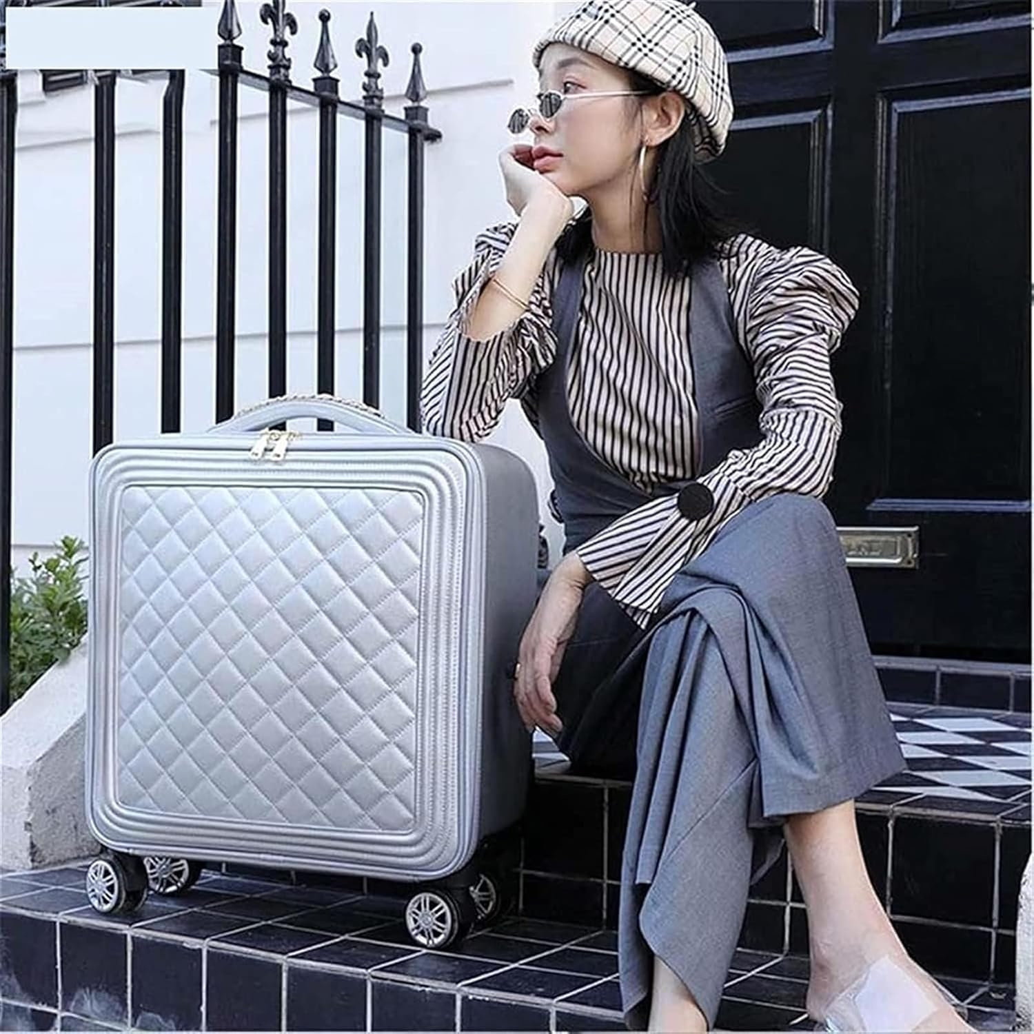 4輪ソフトキャリーバッグ(機内持込可・ウォータープルーフ)| アビステ