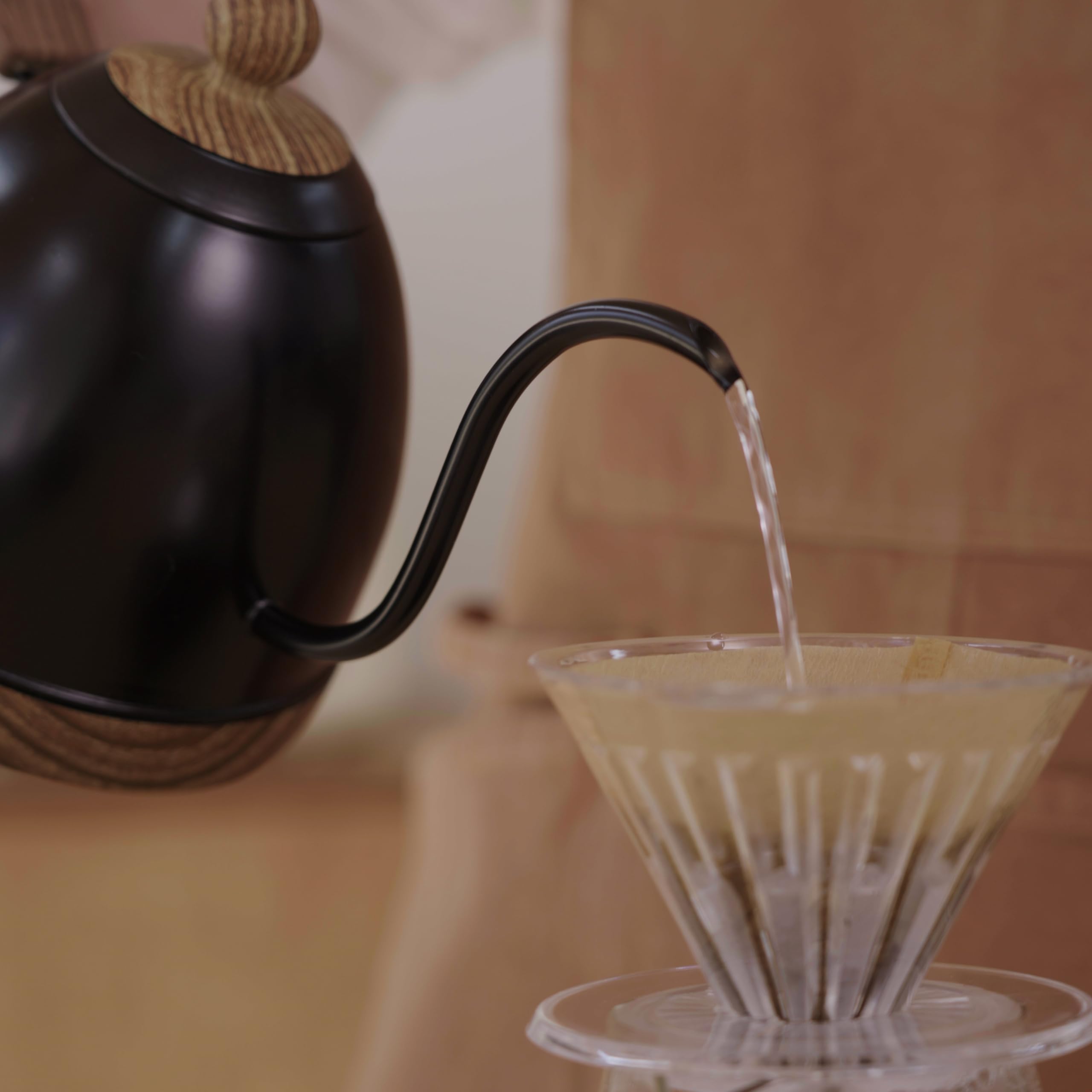 Barismate Electric Stainless Steel Gooseneck Kettle Temperature Control Variable For Coffee Tea Water Pour Over 1000 Watt Quick Heating 0.6 Liter Boil-dry Protection Touch Screen Matte Black