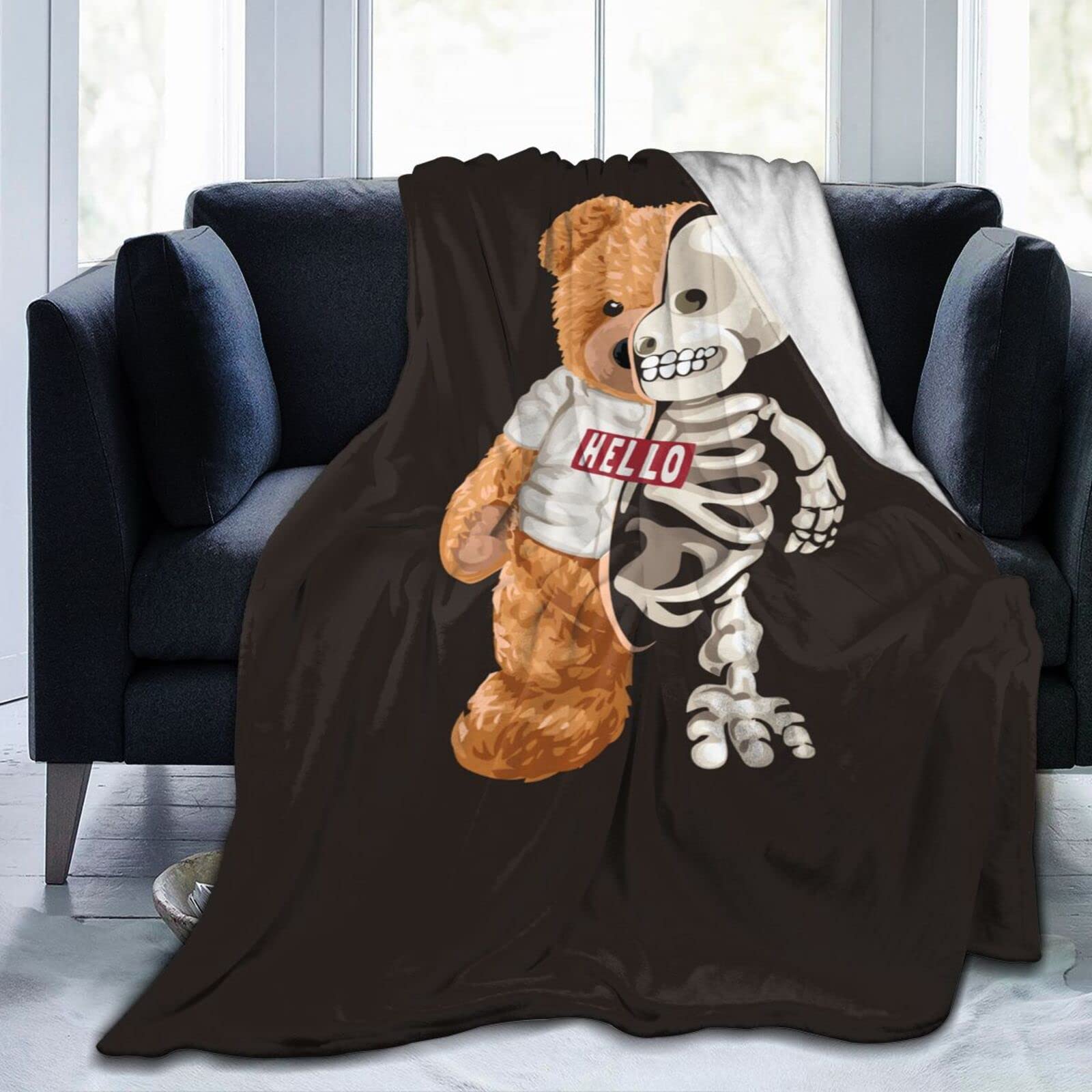 Amazon｜毛布 熊 熊柄 くま 髑髏 クール アニメ ひざ掛け 軽量 薄手