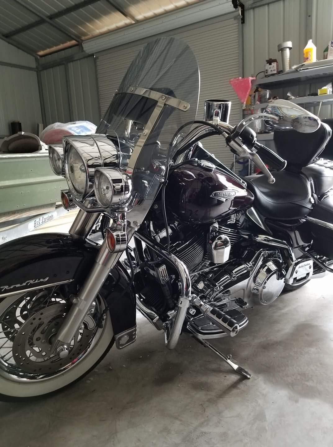 14.25" Light Tint Replacement Windshield Compatible with Harley Davidson Road King with 9 Hole Mount 5/2/2 50% Light Transmission