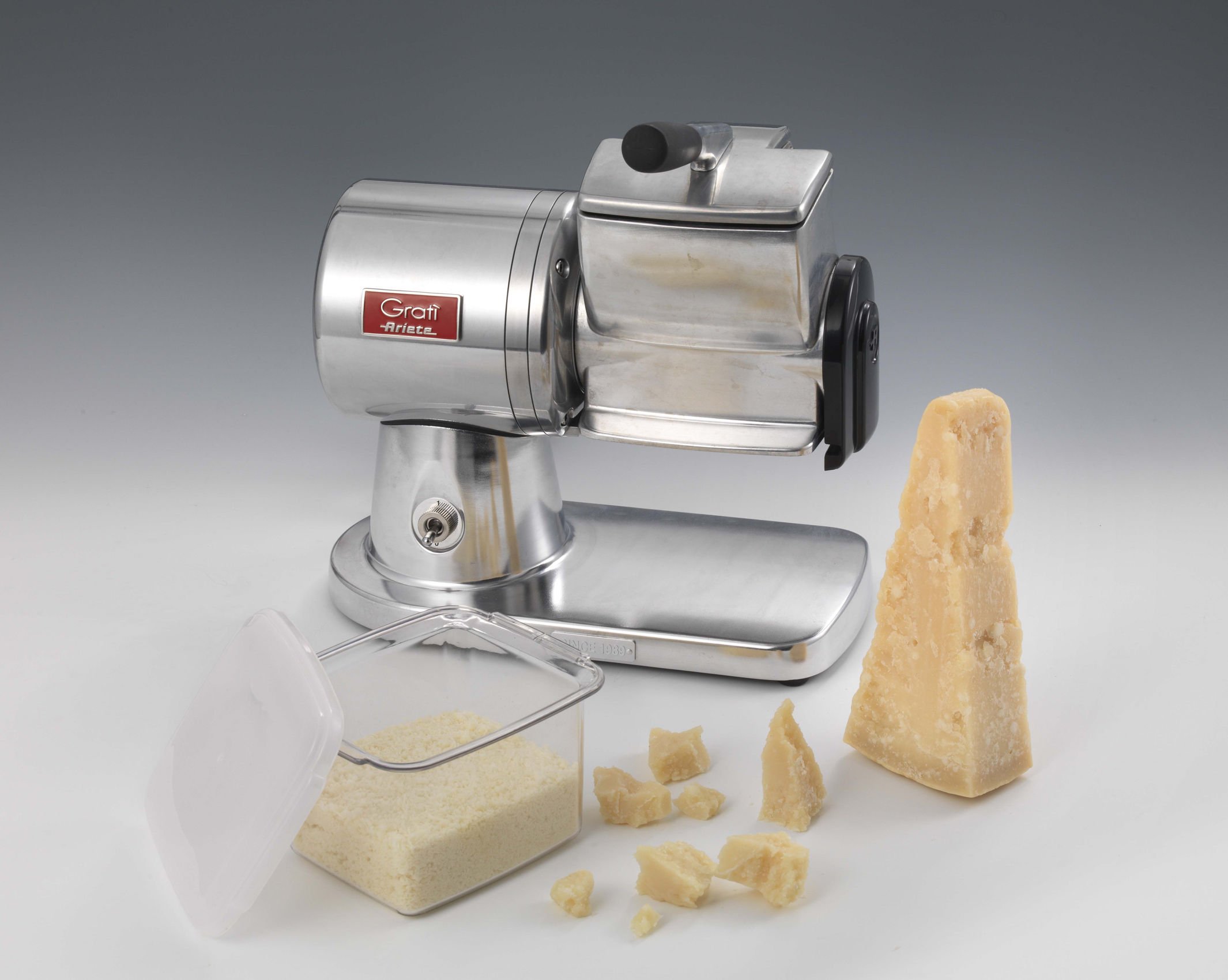 Ariete Gratì Superior 449, Grattugia Elettrica Professionale in Alluminio Pressofuso per Formaggio, Pane, Cioccolata, Frutta Secca, Motore ad Induzione, Facile da Pulire, 350W, Argento Lucido