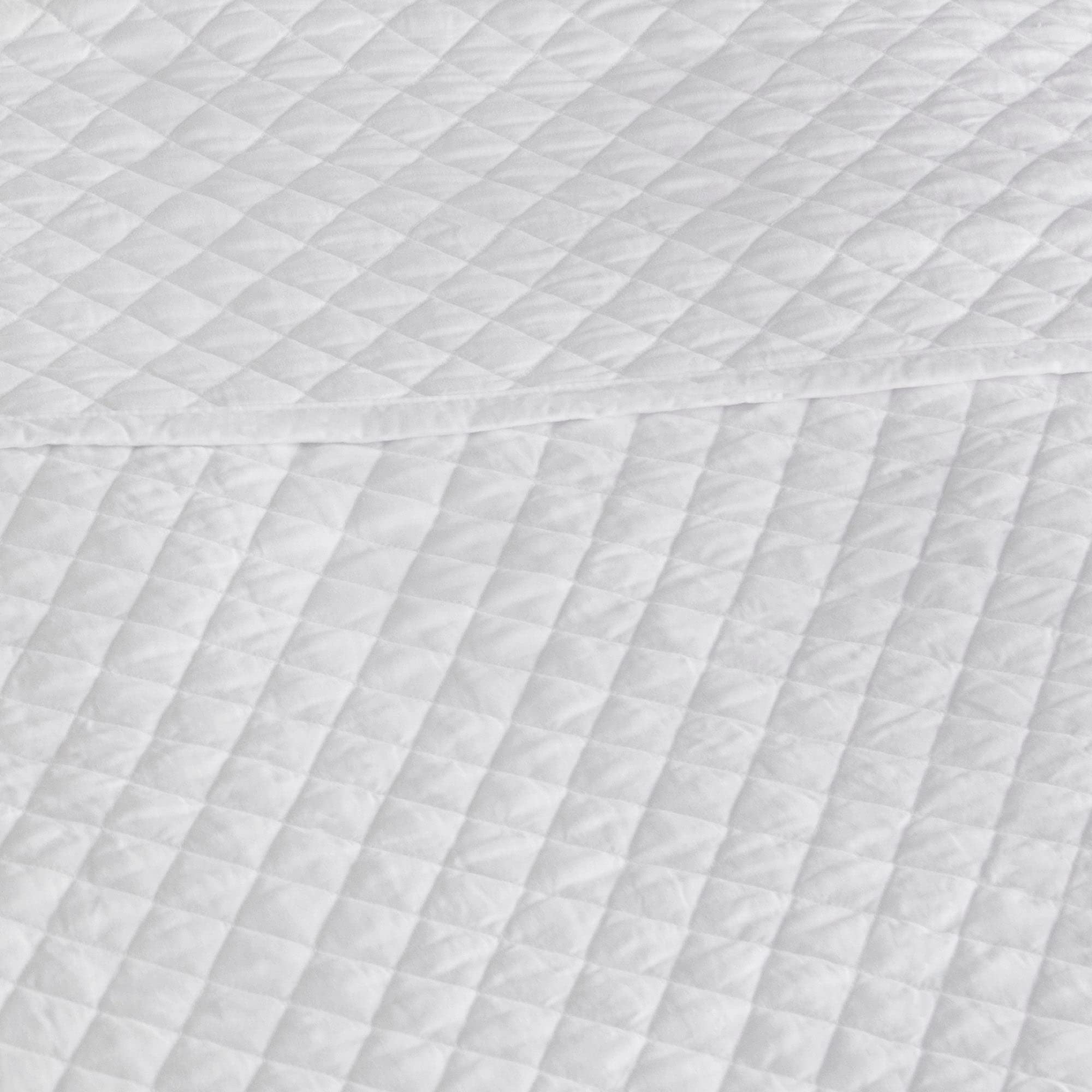 Jennifer Adams Diamond Quilted Blanket/Coverlet (White, Queen/Full)