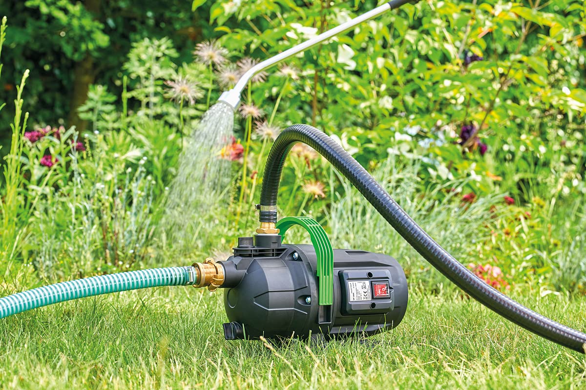 Pompa da giardino GP 3800 (3.800 l/h, portata 3,8 bar, 40 m, altezza di mandata, 650 W), per irrigazione di superfici verdi/pompa da giardino con maniglia, vite di scarico e riempimento