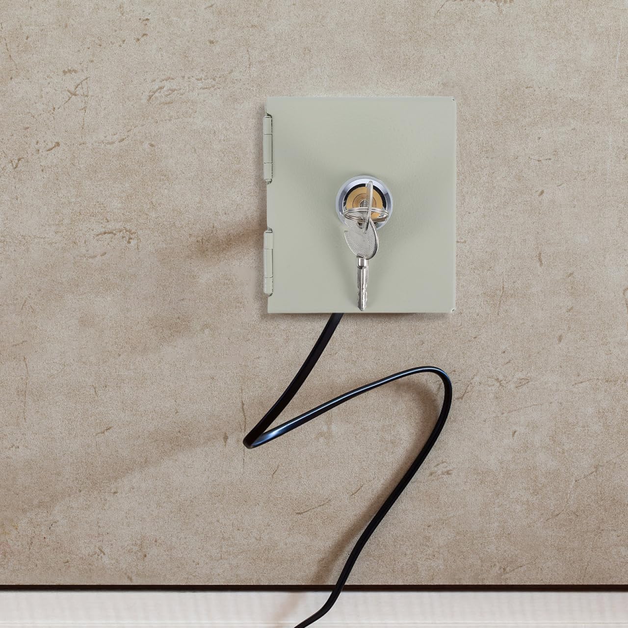 POPETPOP Cubierta de toma de corriente con llave resistente a la intemperie, protector de enchufe eléctrico para uso en interiores y exteriores, funda de enchufe de seguridad para niños, se adapta a