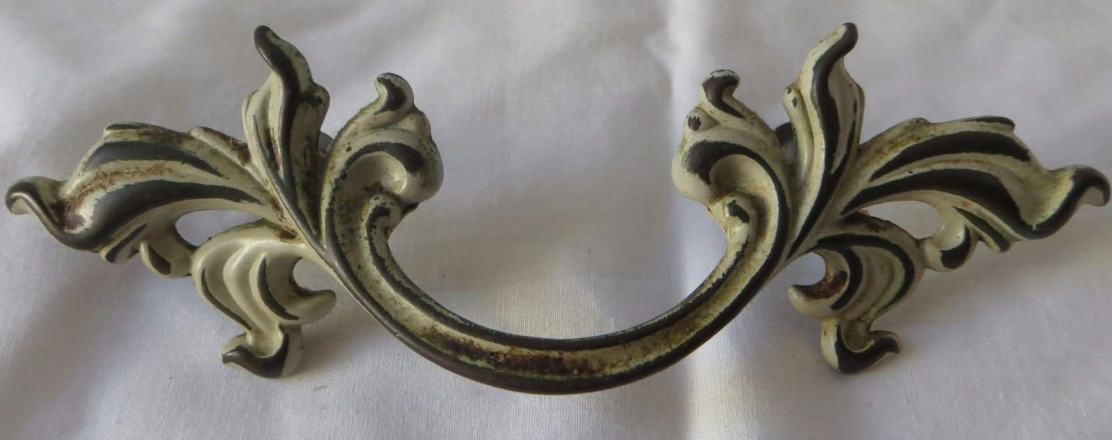 Vintage Dresser Drawer Pull Knob French Provincial Furniture Dresser Hardware