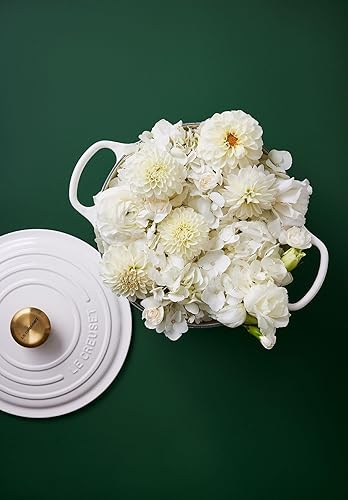 Miniatura 133 de Le Creuset 9 Qt. Signature Horno holandés redondo con pomo de acero inoxidable grabado Artichaut