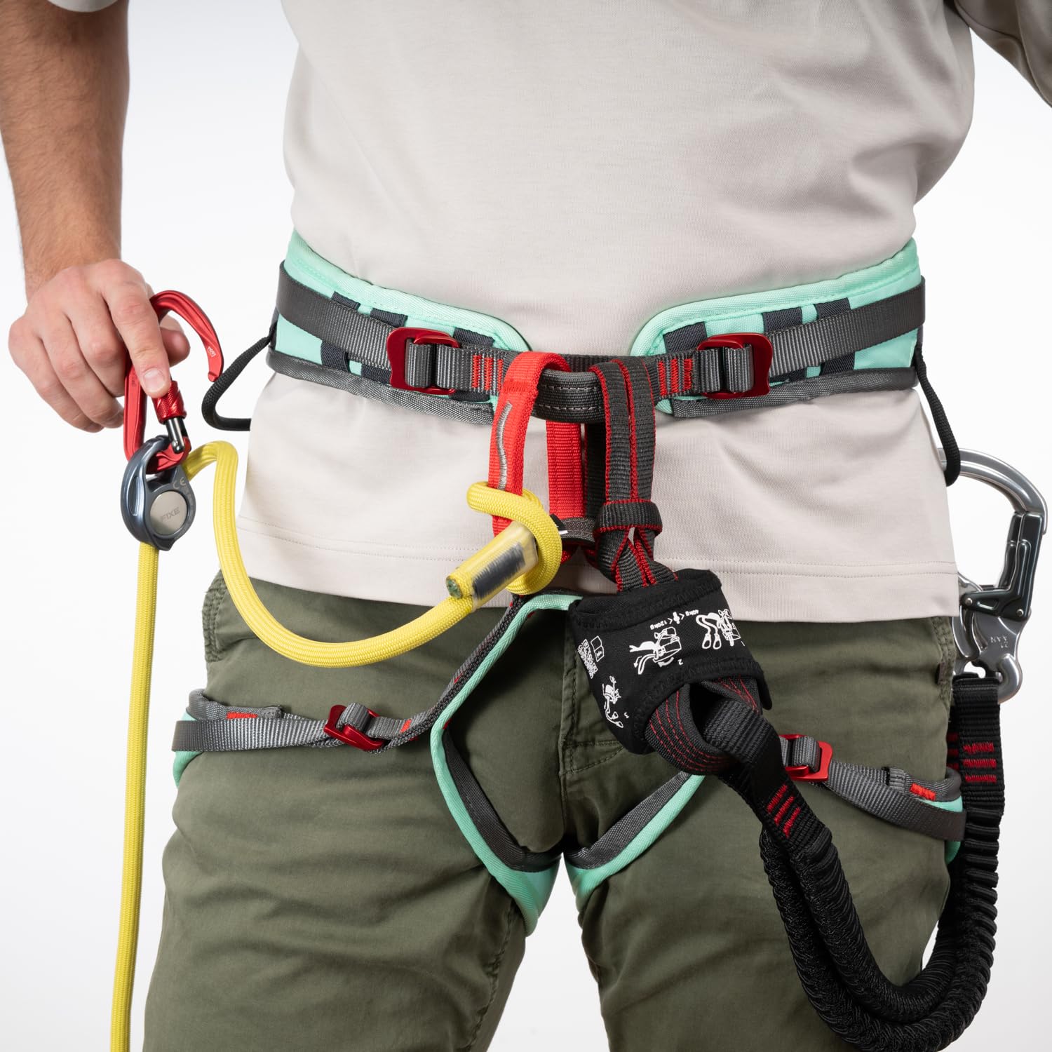 Fixe - Via Ferrata Ferratum Cinchless, système breveté sans étranglement harnais, design compact et léger, bras extensibles PES, mousquetons double fermeture, EN958:2024