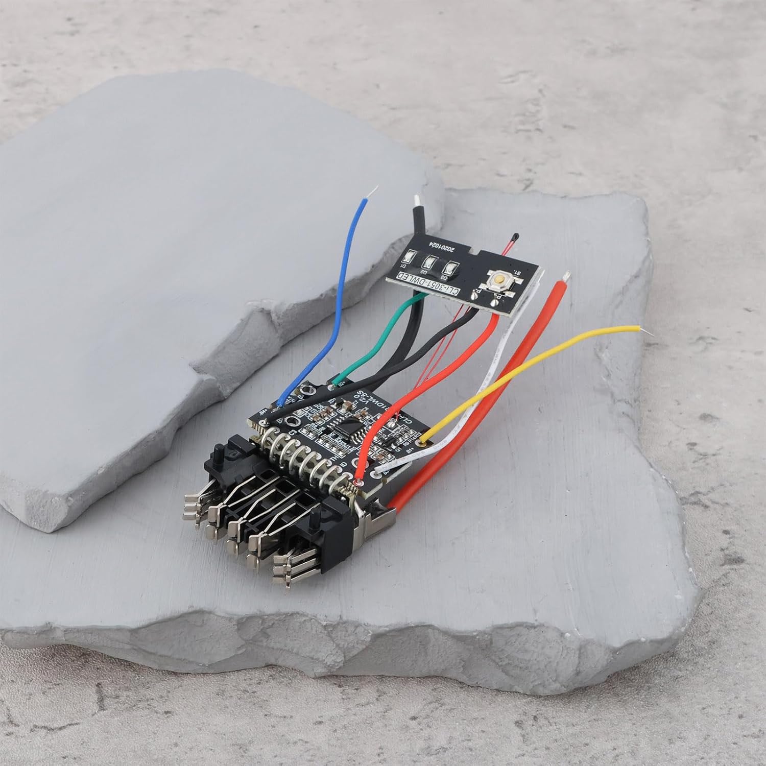 Power tool lithium battery protection board compatible with DeWalt 20V MAX DCB205 battery