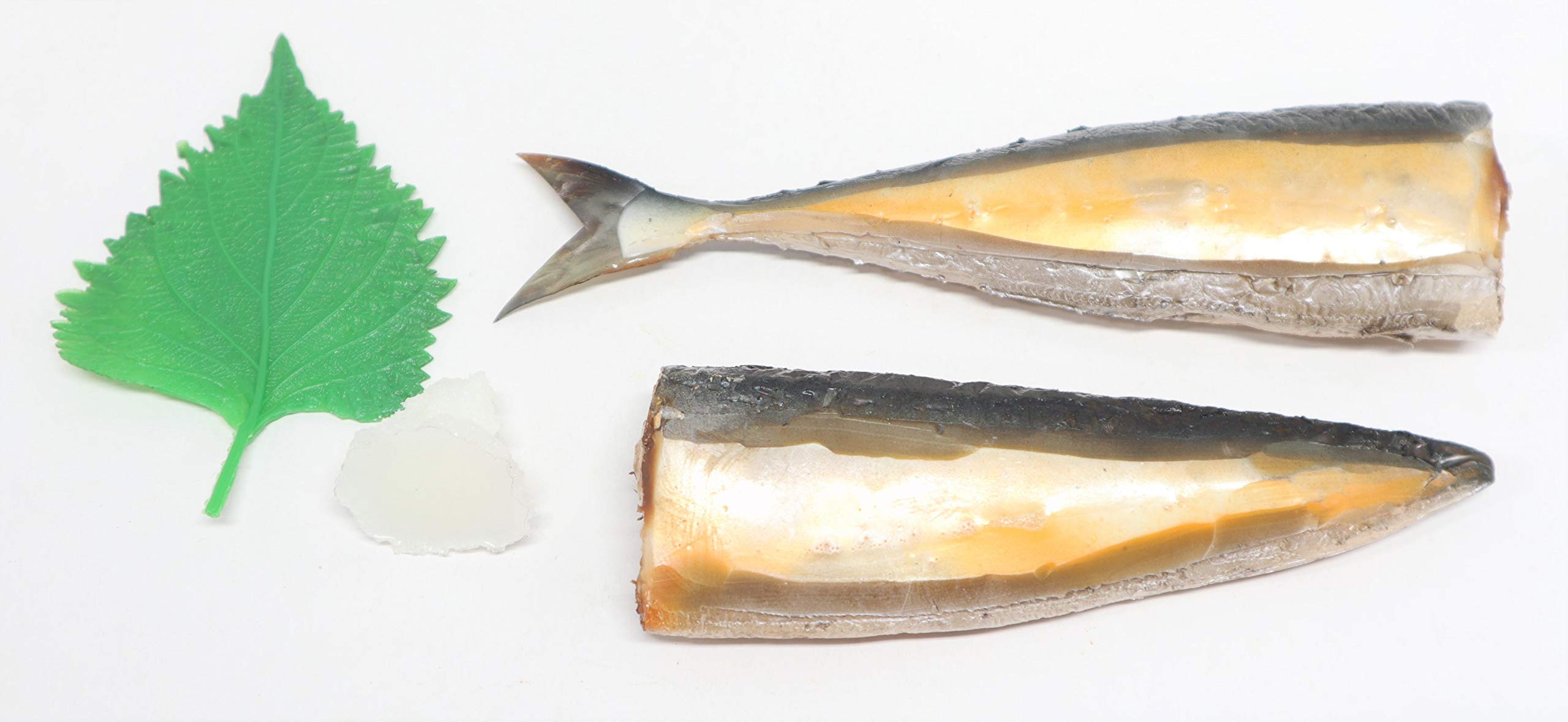 Amazon.co.jp: 食品サンプル 薬味付き焼きサンマ（カット