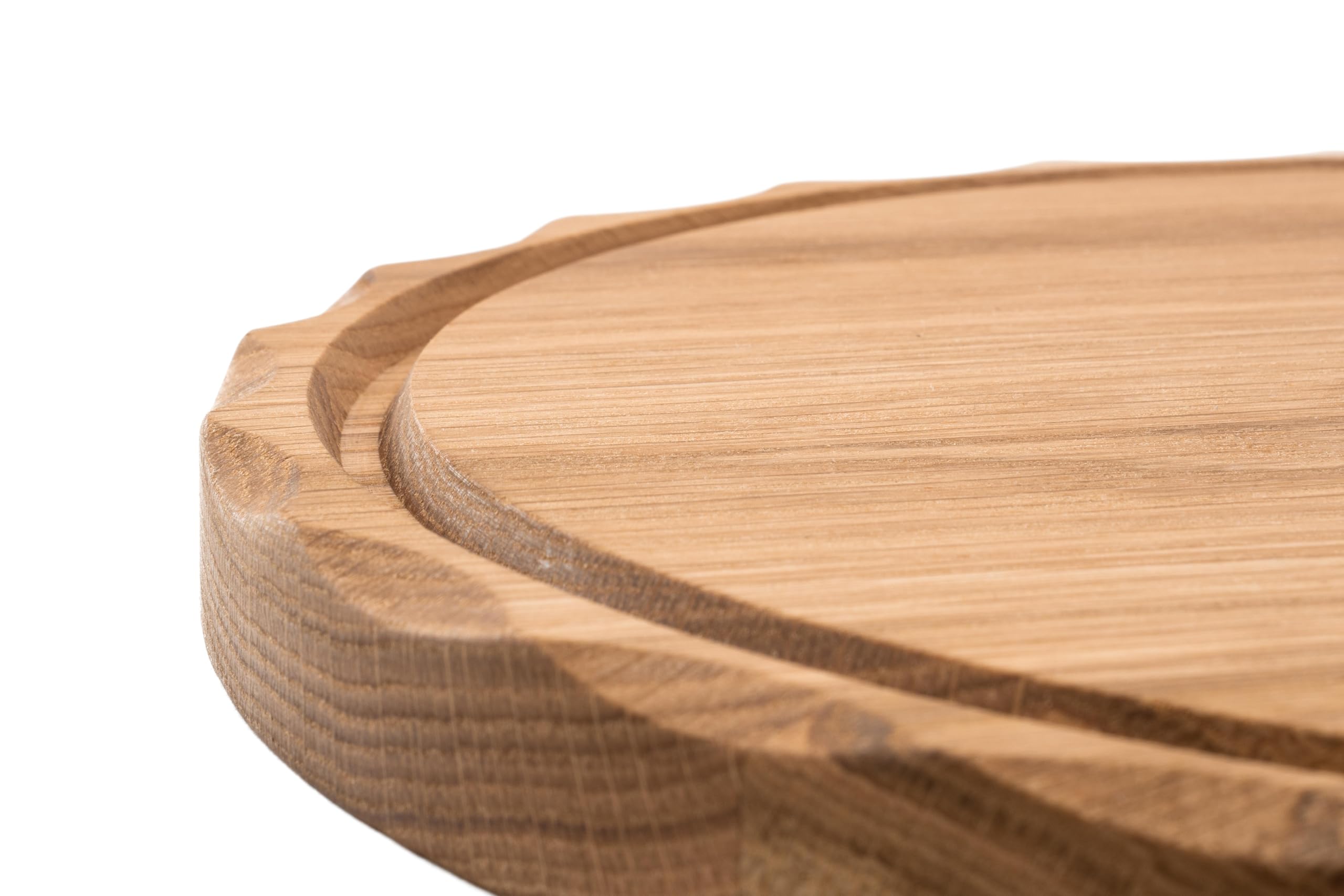 Arbor Lot de 4 assiettes en bois de chêne massif Ø 30 cm – Planches à découper et de service rondes avec bord à facettes et rainure à jus – Assiette en bois véritable de 2 cm d'épaisseur, huilée