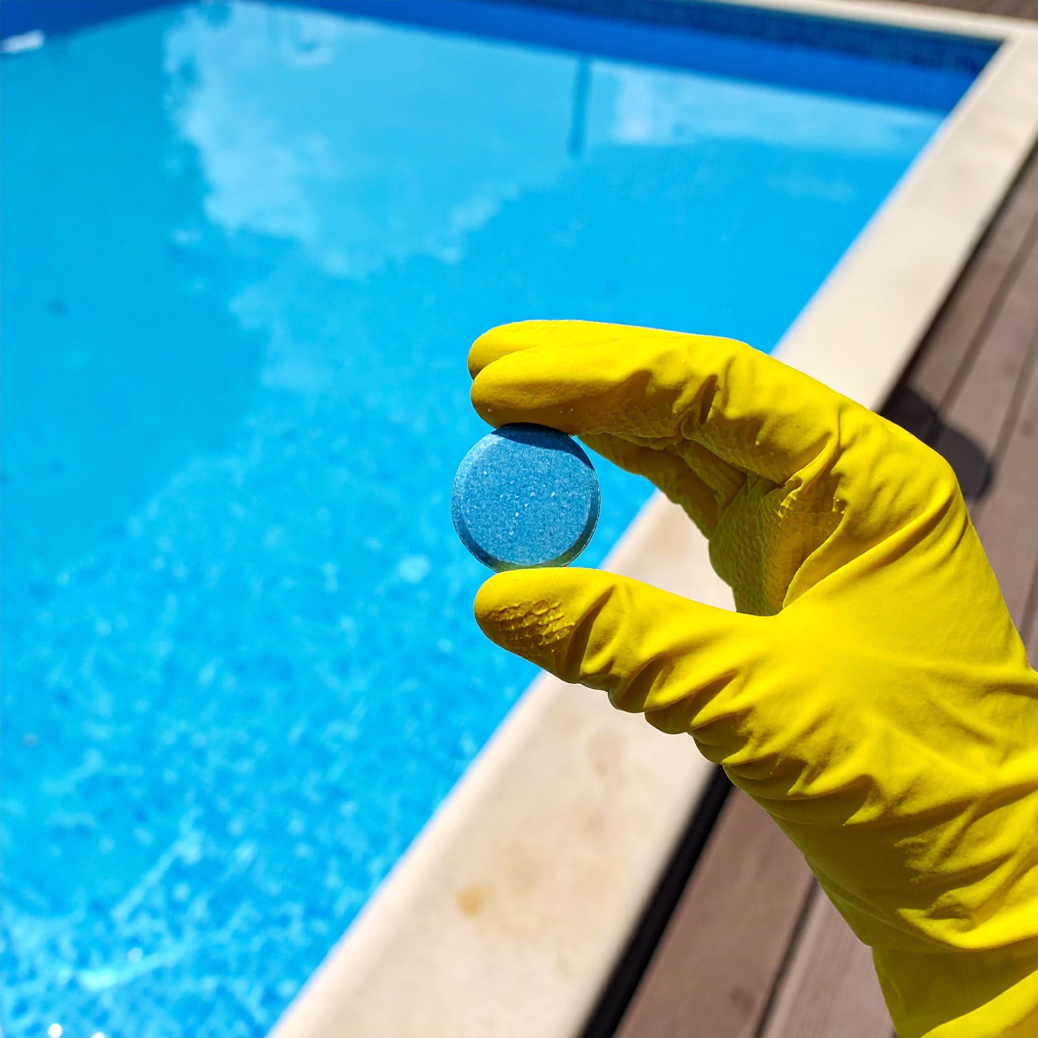 Chlor Multitabletten 11 in 1 Blue – 1kg Eimer mit 20g Tabletten – Langsam löslich für Pool & Whirlpool – Komplettpflege gegen Algen, Trübung, Kalk & Bakterien