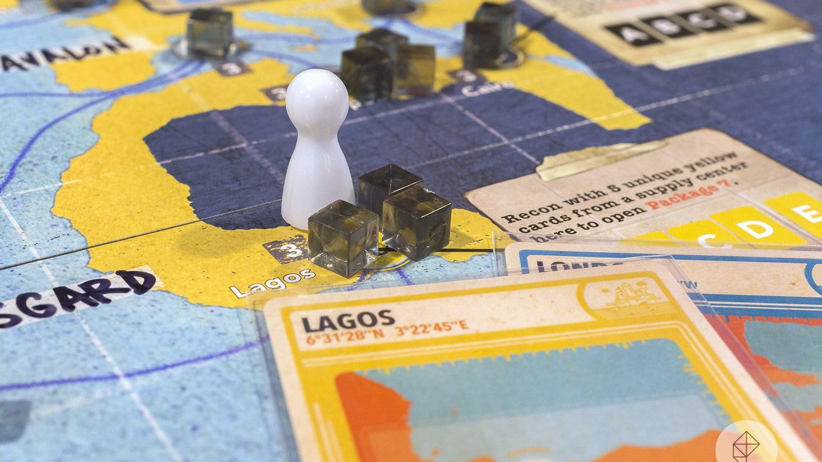 Asmodee - Pandemic Legacy Season 2: Giallo - Gioco da Tavolo, 2-4 Giocatori, 13+ Anni, Edizione in Italiano