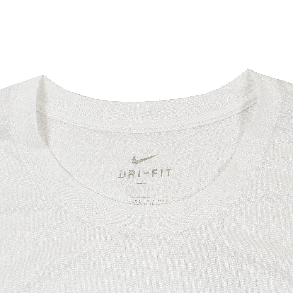NIKE DRI-FIT レジェンド カモ ロゴ Tシャツ NIKE DRI-FIT レジェンド カモ ロゴ Tシャツ
